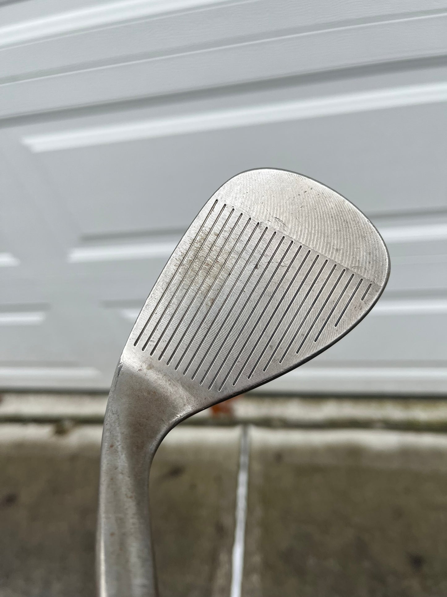 Cleveland Tour Issue RTX ZipCore Raw Sand Wedge 54° / 10 S400 Stiff Flex 35.5″