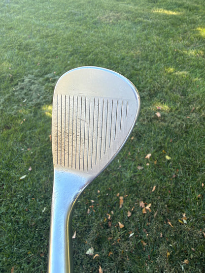 Titleist Vokey SM9 Tour Chrome Sand Wedge 54° / 10 Wedge Flex 35.5" — photo 3