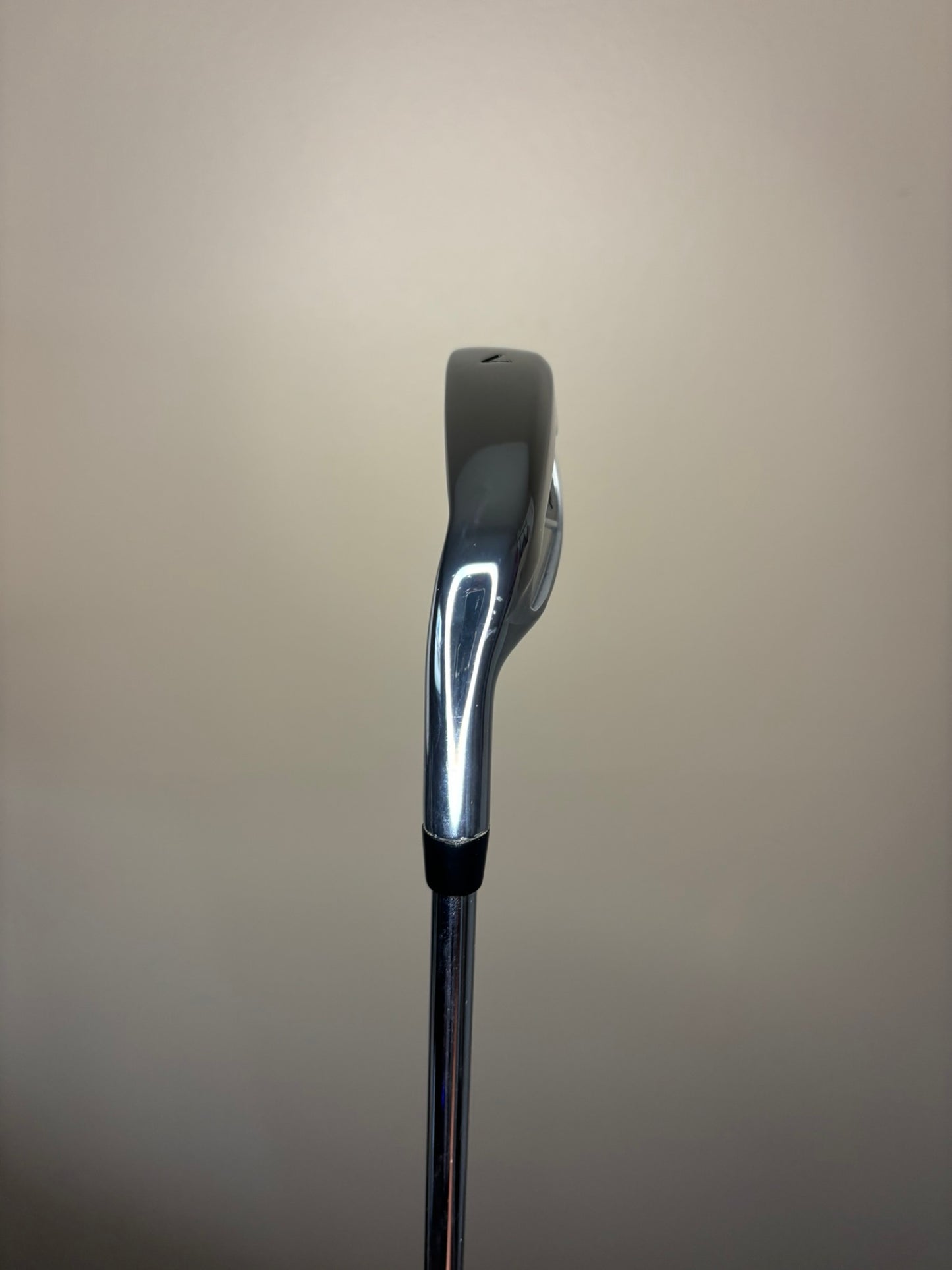 Photo of Callaway Elyte HL 7-Iron Regular Flex Kbs Max R80