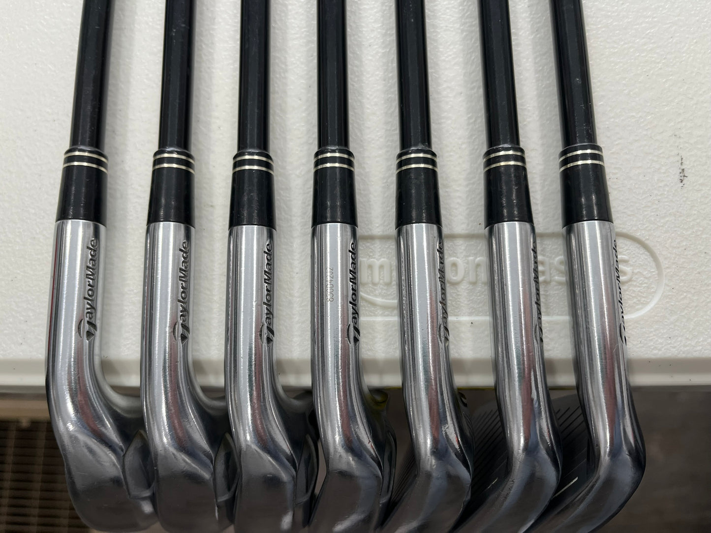 Taylormade Tour Burner Iron Set 4-PW Reax 65 Regular Flex +1/2″ NICE