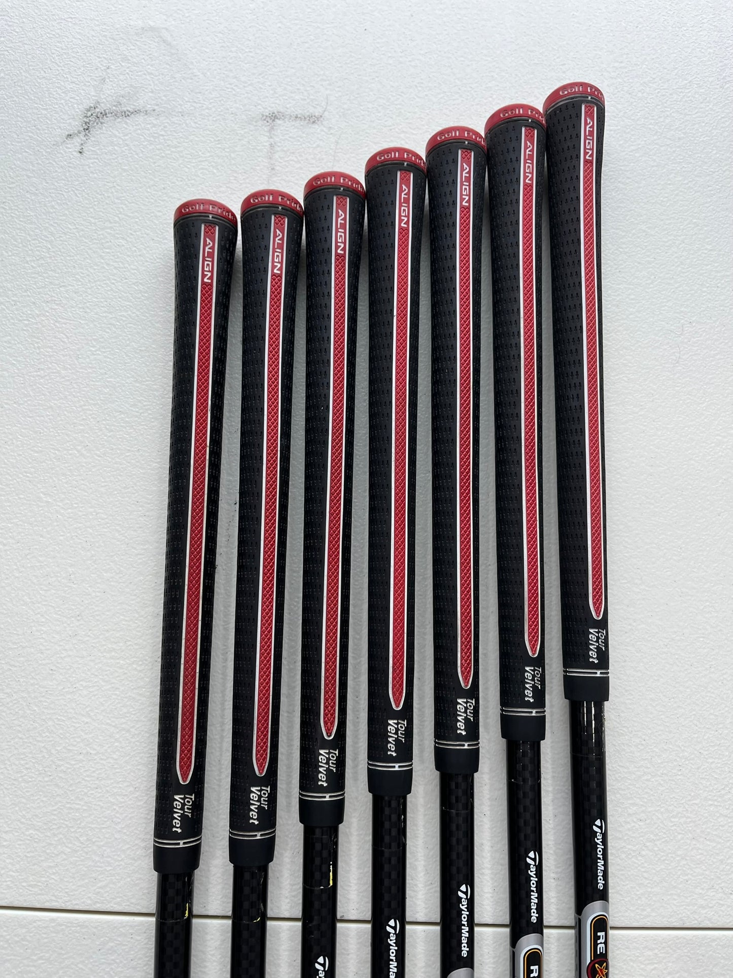 Taylormade Tour Burner Iron Set 4-PW Reax 65 Regular Flex +1/2″ NICE