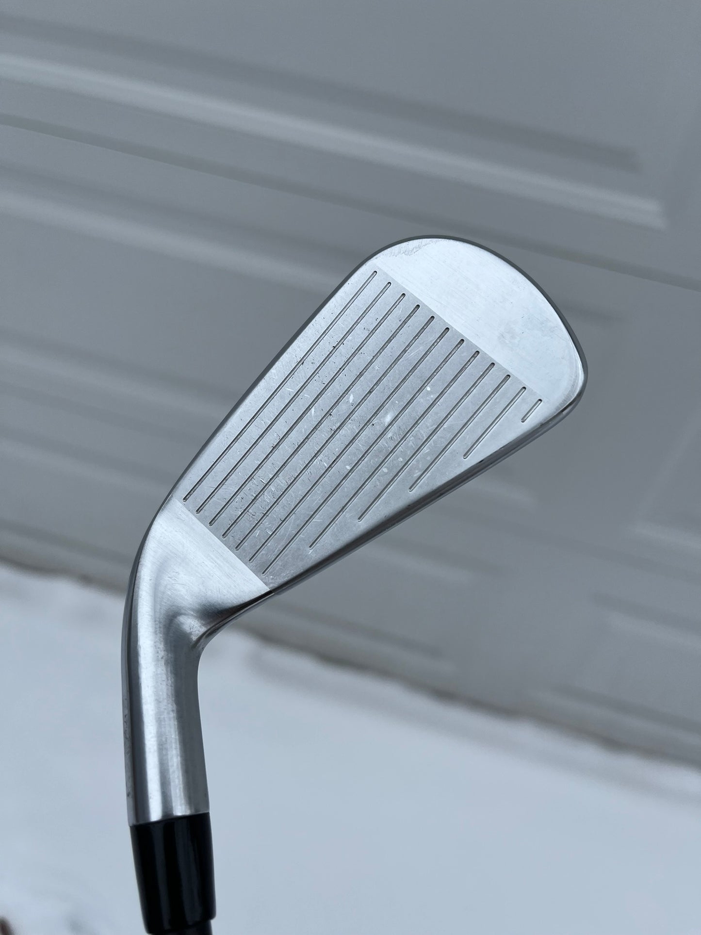 Titleist 2023 U 505 Utility 2-Iron Tour AD IZ-95 Extra Stiff Flex 40.25″ NICE