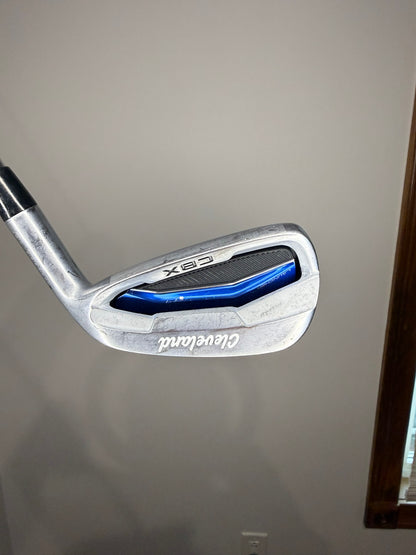 Photo of Cleveland CBX 4-Iron 20° Regular Flex Dynamic Gold Dst 98