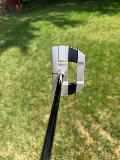 Scotty Cameron Studio Style Fastback OC Putter 34" +HC MINT — photo 3