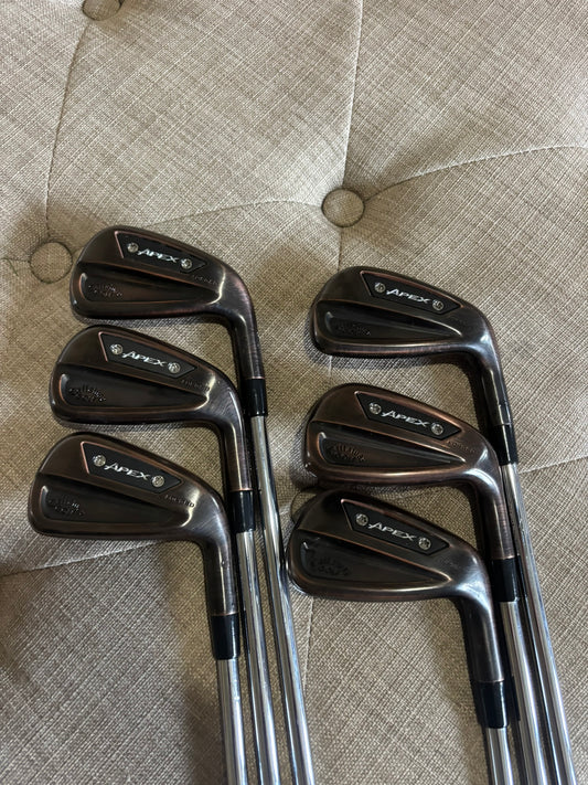 Photo of Callaway Apex Ai300 Brushed Copper Iron Set Regular Flex R300