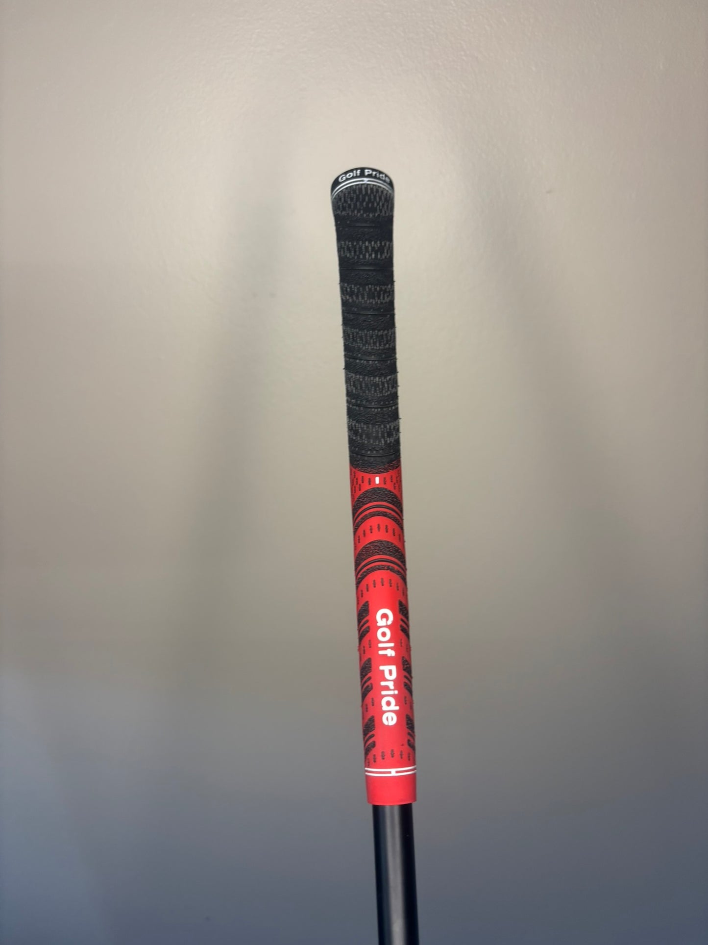 Taylormade Qi35 Max Designer Black Driver 10.5° Fujikura Regular Flex 45.5″ MINT
