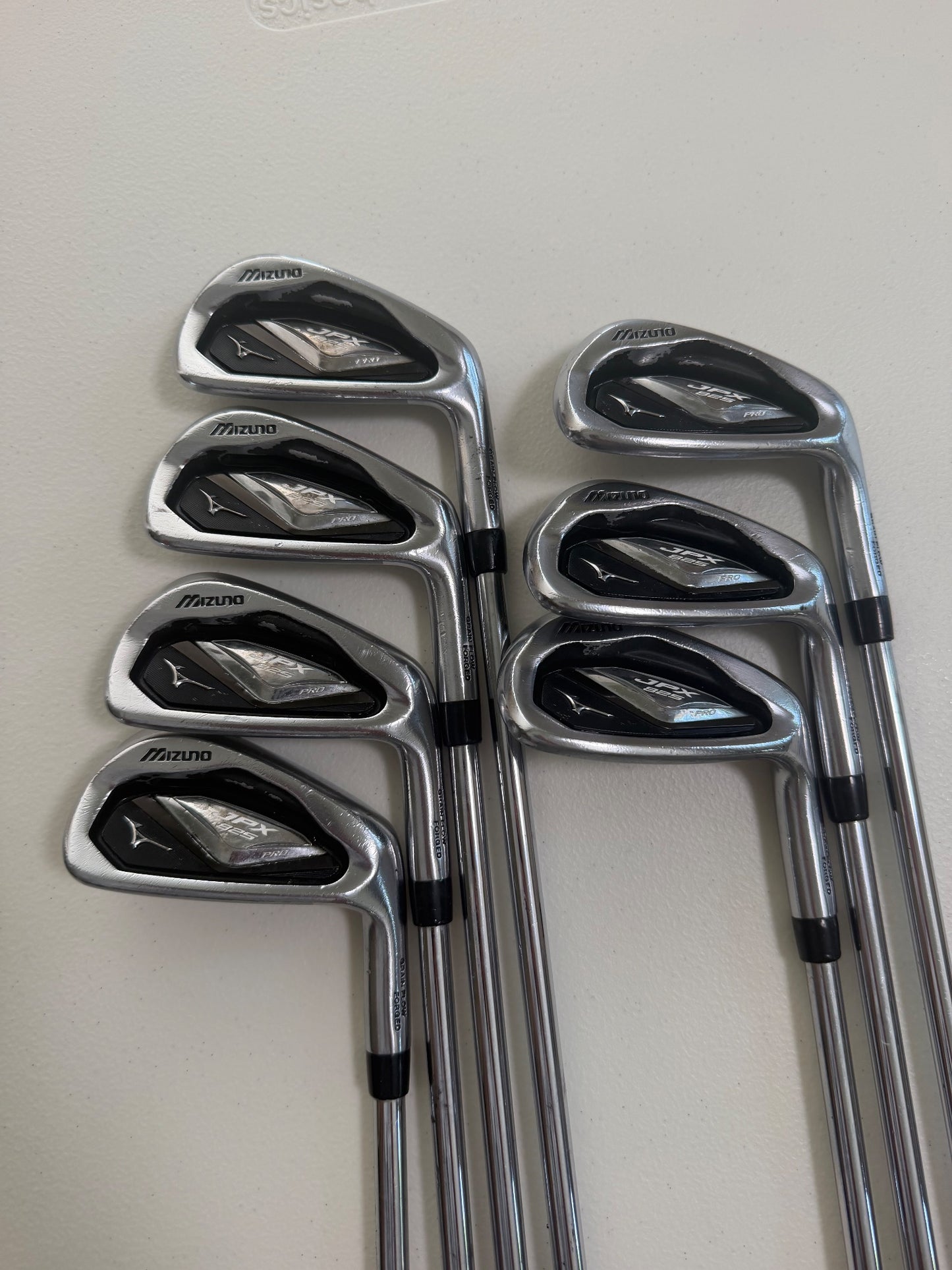 Mizuno JPX 825 Pro Iron Set 4-PW GS90 R300 Regular Flex +1/2" NICE