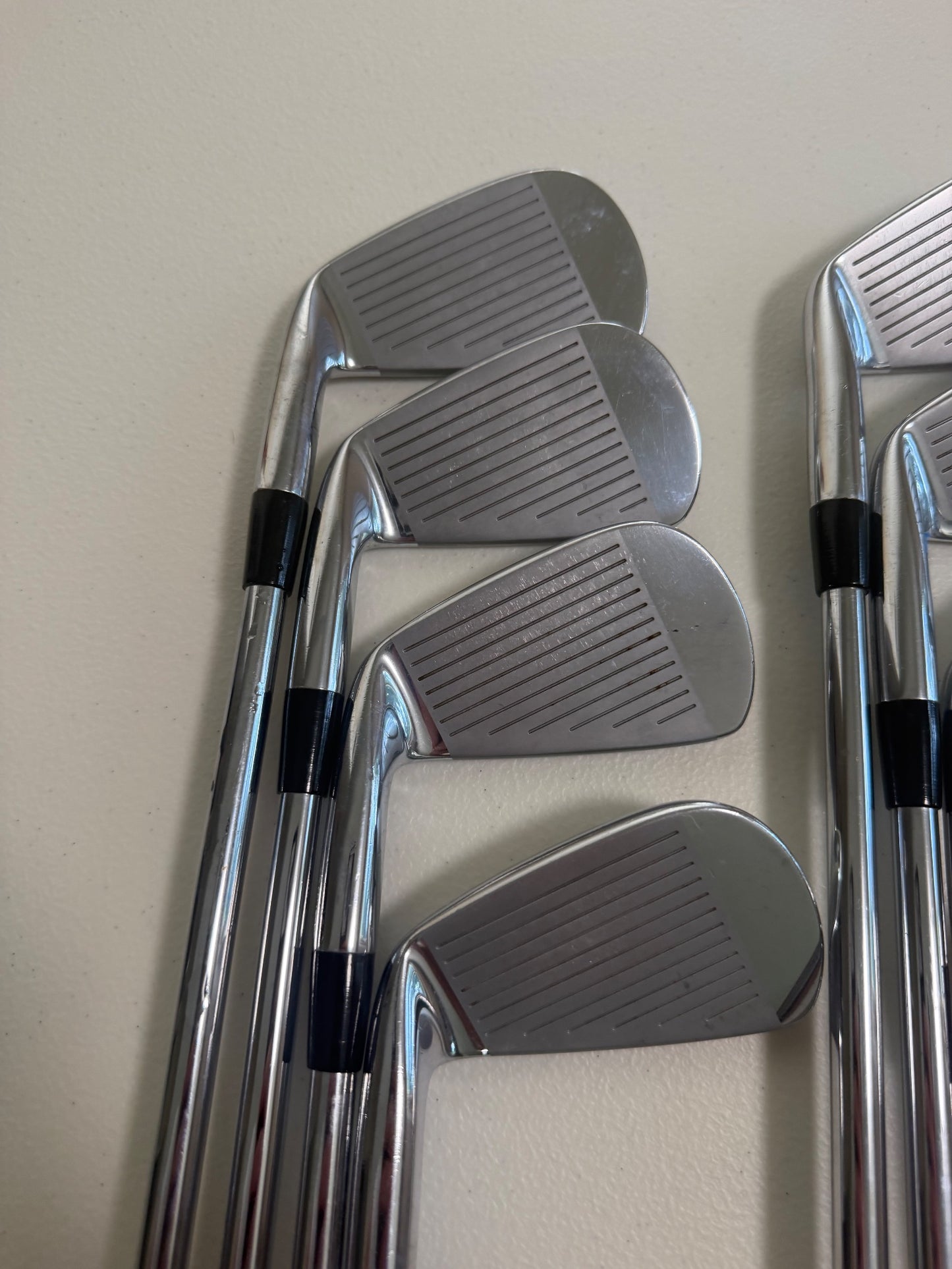 Mizuno MP 57 Iron Set 3-PW Dynalite Gold R300 Regular Flex +1/2" NICE — photo 3