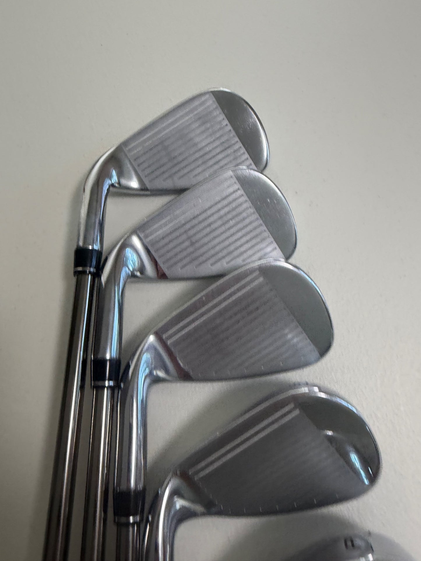Callaway Big Bertha REVA 23 Iron Set 6-PW RCH 45 Ladies Flex MINT — photo 3