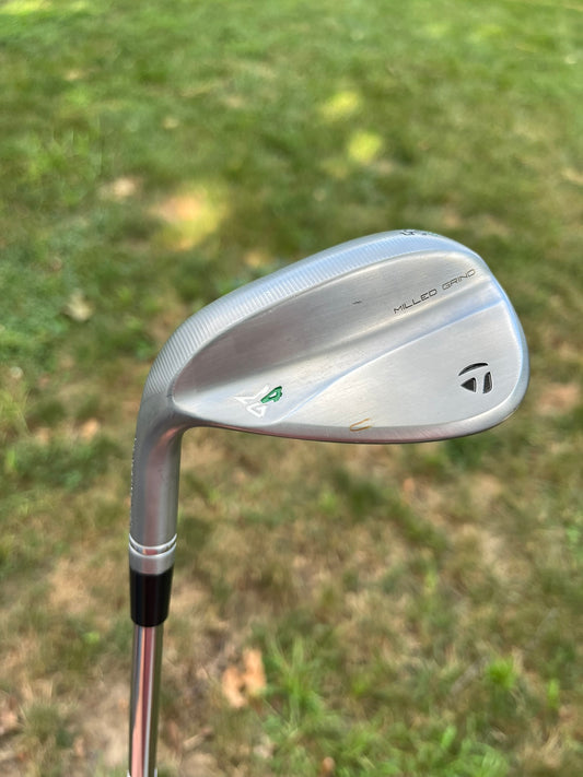 Taylormade Milled Grind 4 Sand Wedge 56° / 12 Wedge Flex Lefty 35.25″ NICE