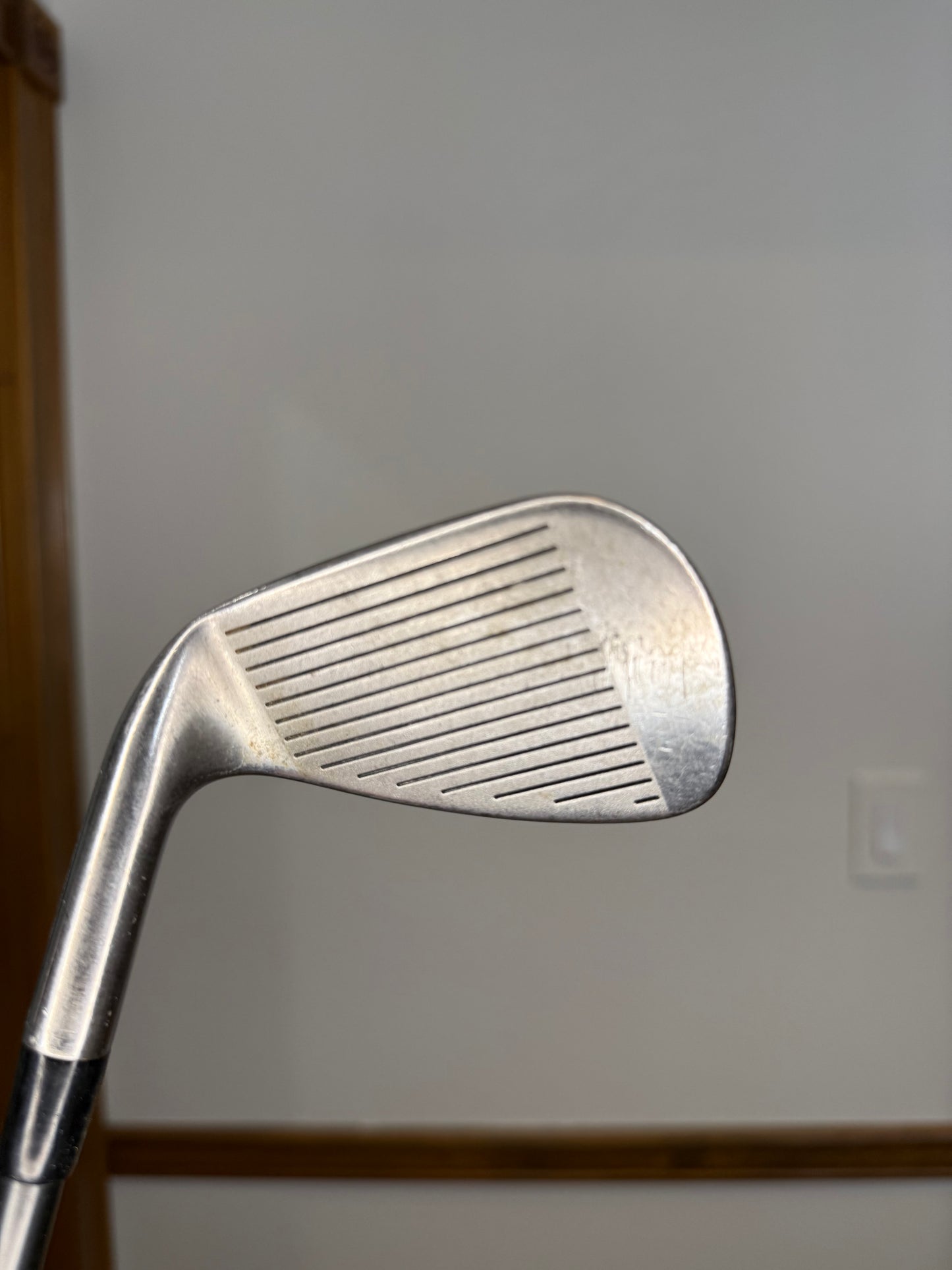 Titleist DCI 981SL 9-Iron Ultralite Stiff Flex 35.5″