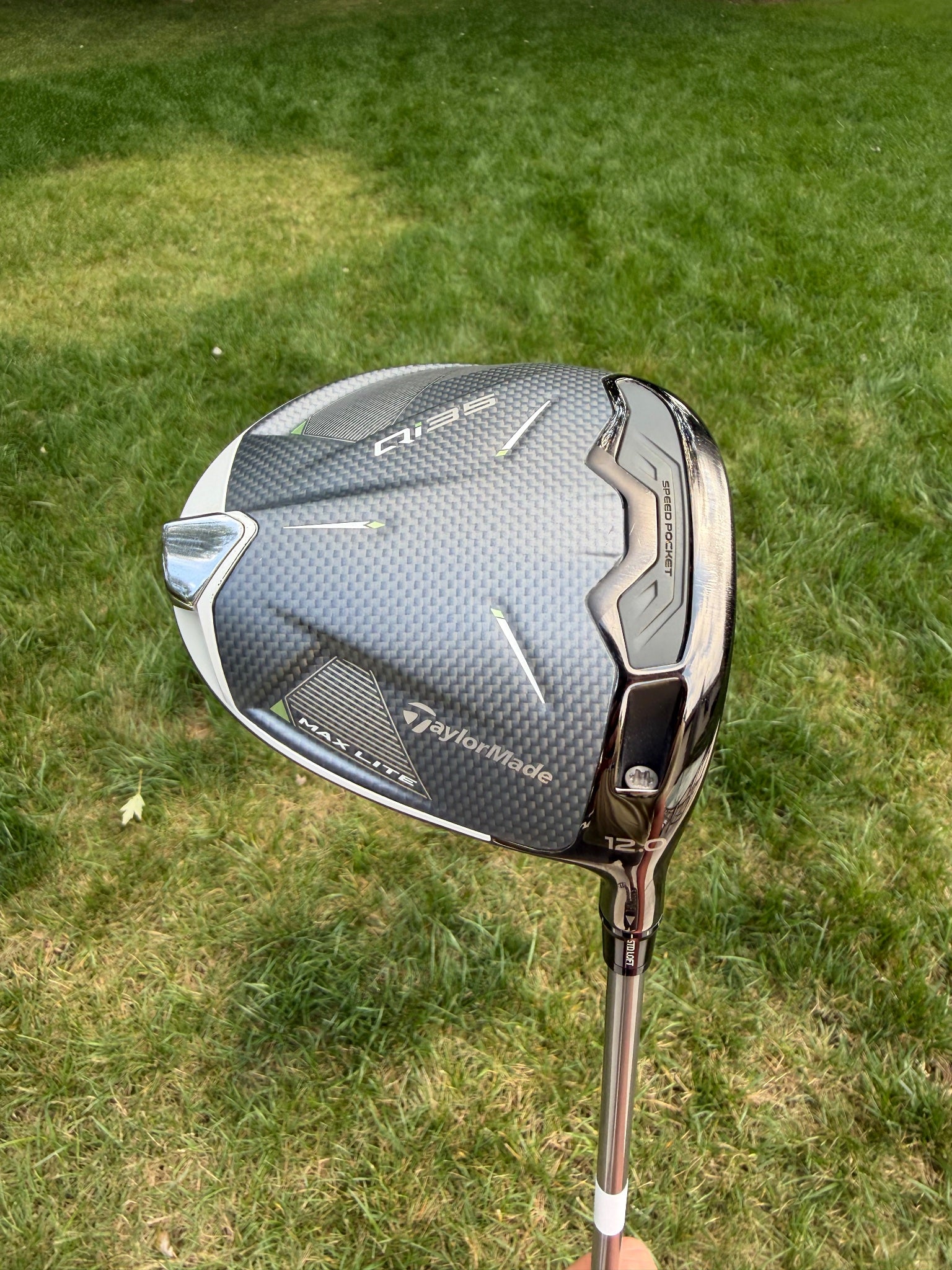 TaylorMade Qi35 MAX Lite Driver 12° Speeder NX Regular Flex 46" +HC MINT