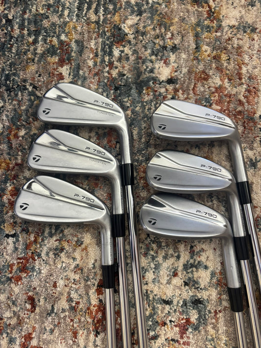 Photo of Taylormade 2021 P790 Iron Set Regular Flex Kbs Tour Lite 95