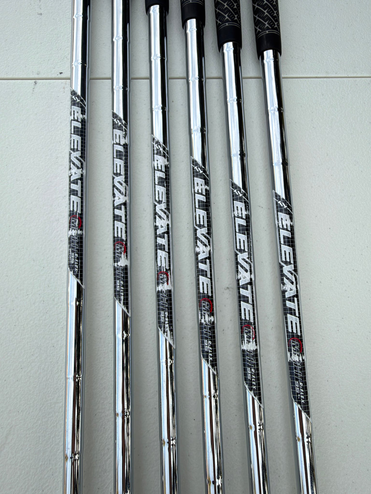 Callaway Paradym Ai Smoke Iron Set 5-PW Elevate MPH 95 Regular Flex Lefty NICE — photo 12