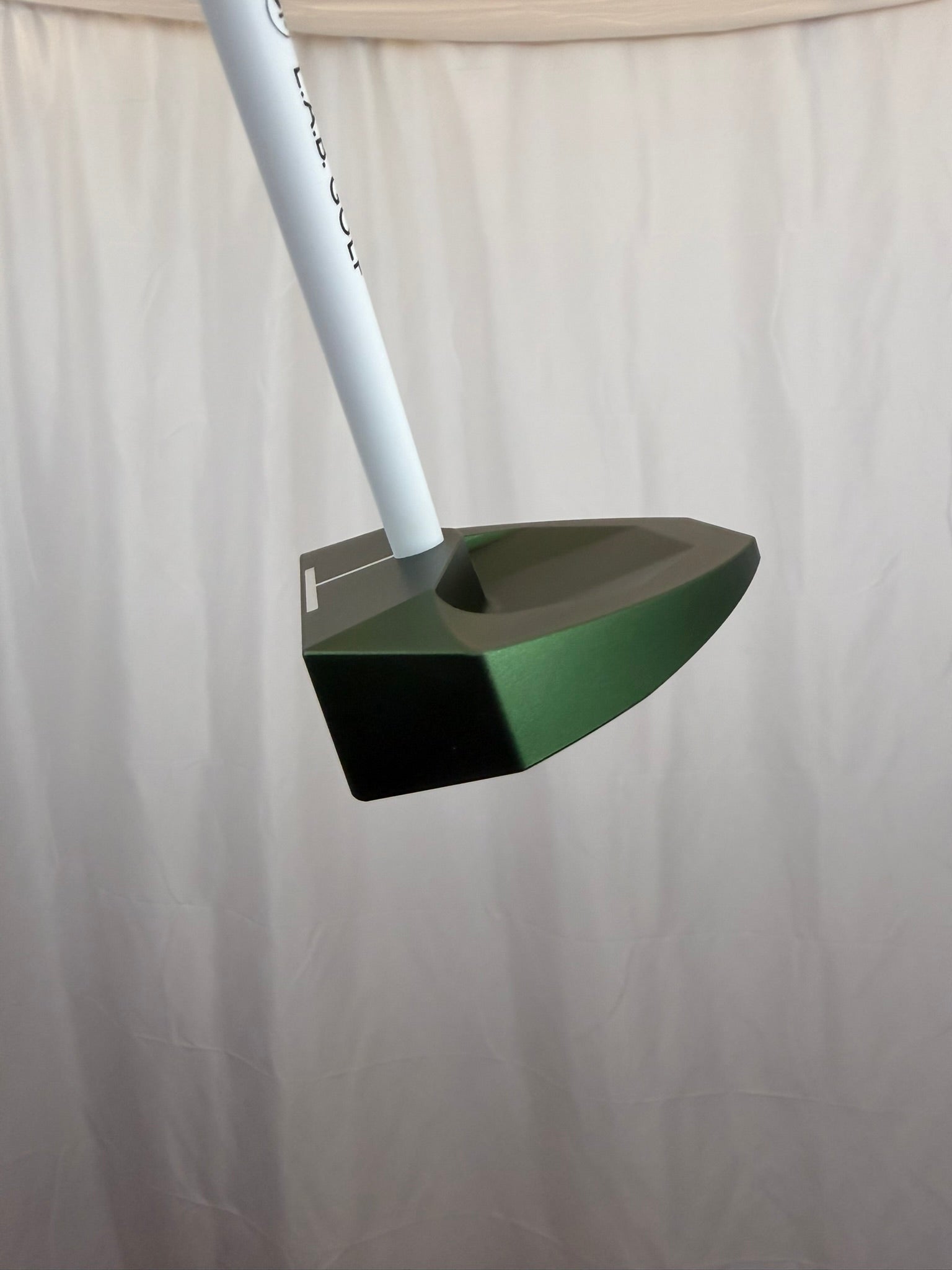 Photo of L.A.B. Golf OZ.1i Putter Accra White
