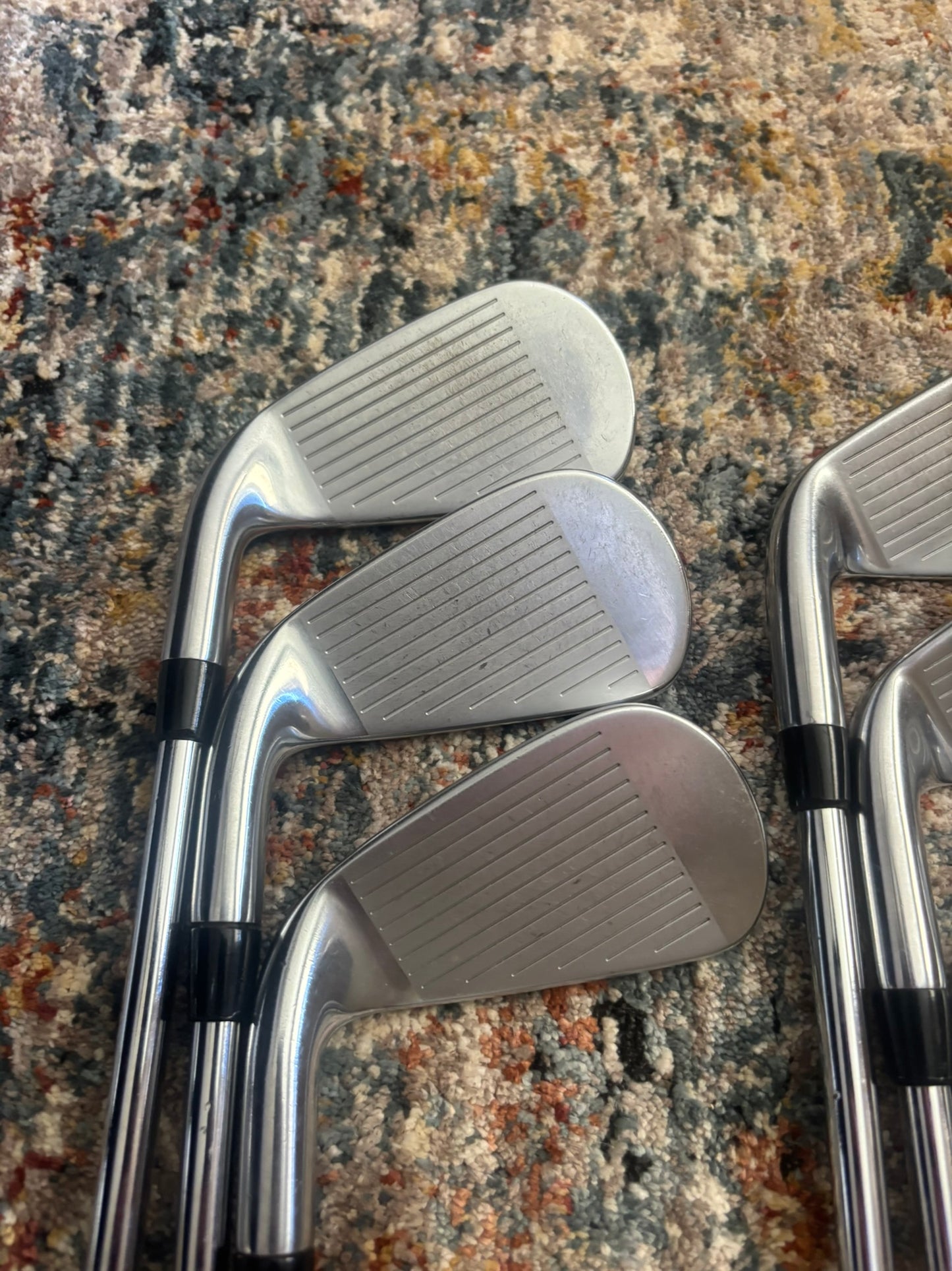 Photo of Titleist 2021 T300 Iron Set Regular Flex Amt Red R300