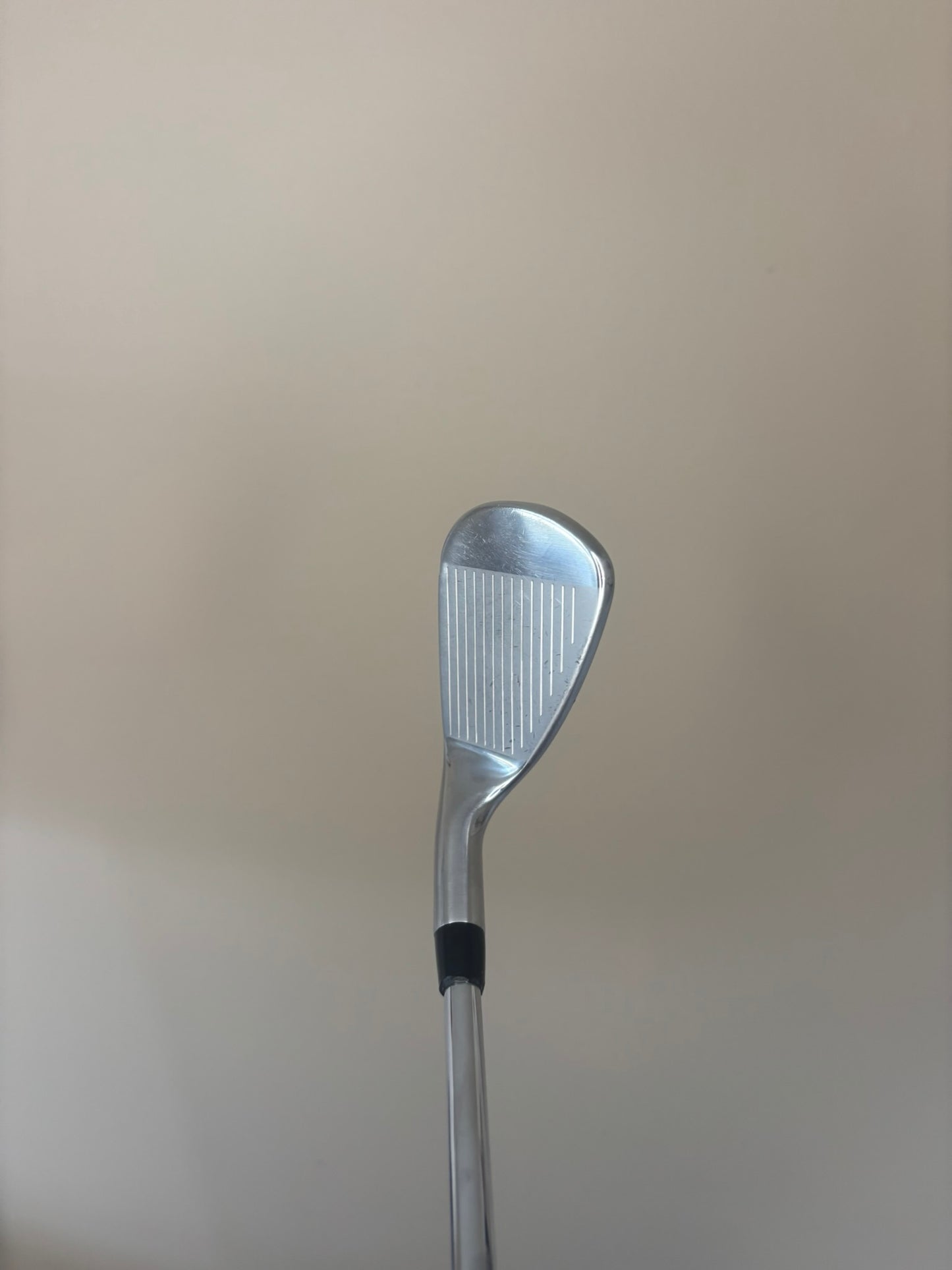 Photo of Titleist 2021 T300 Gap Wedge 48° Regular Flex Amt Red R300