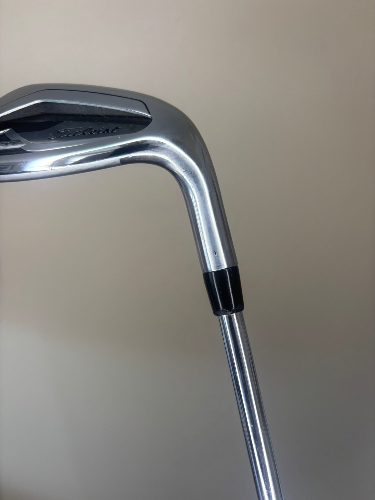 Photo of Titleist 2021 T300 Gap Wedge 48° Regular Flex Amt Red R300