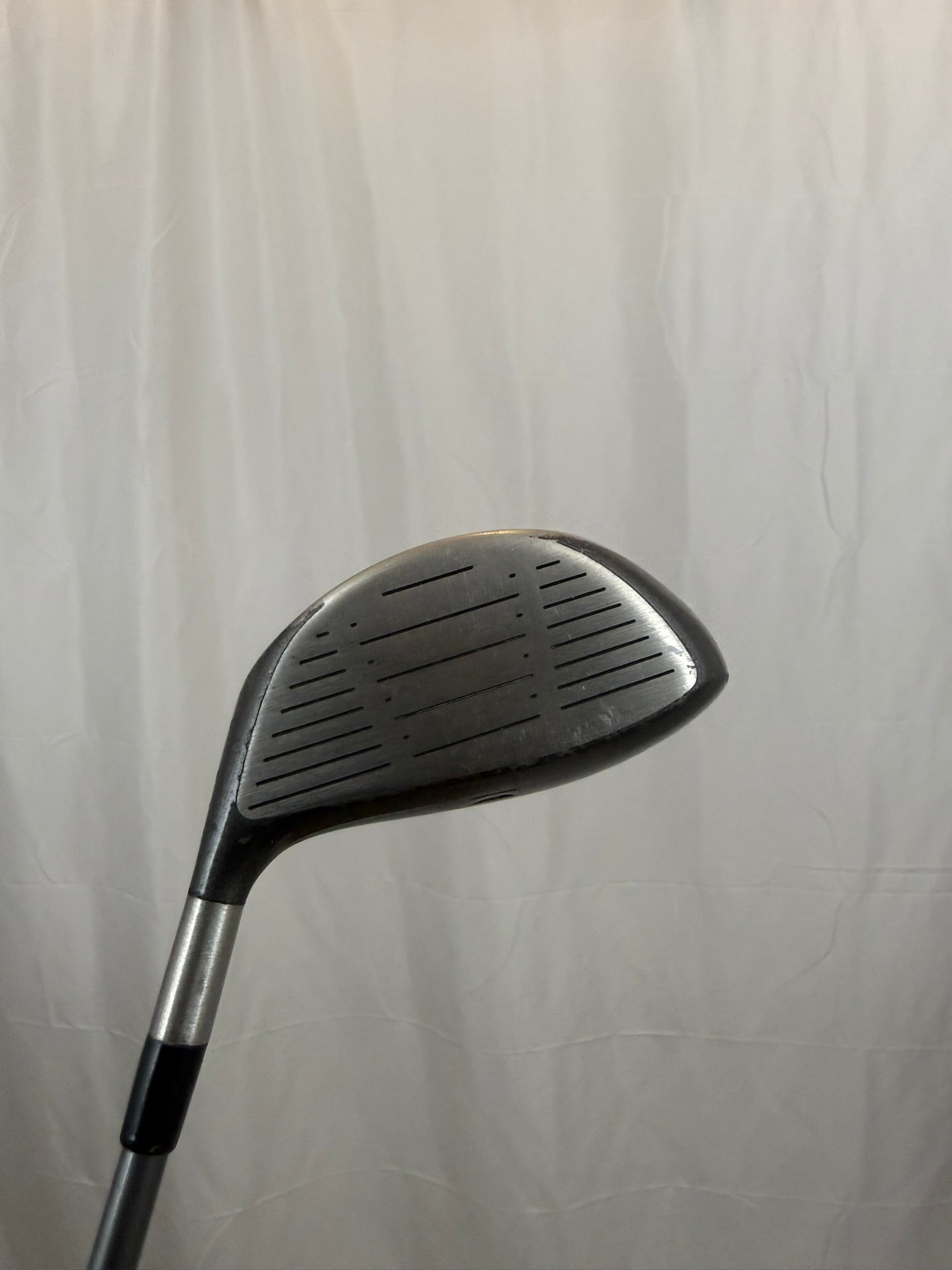 Photo of Titleist 975J Driver 9.5° Stiff Flex Ultra Light