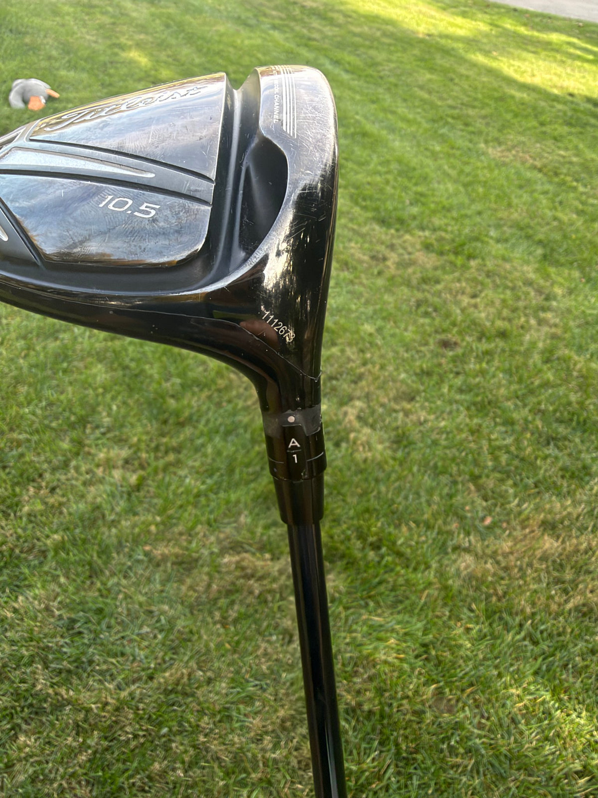 Titleist 915 D2 Driver 10.5° Graphite Gold Stiff Flex 44.25" — photo 7