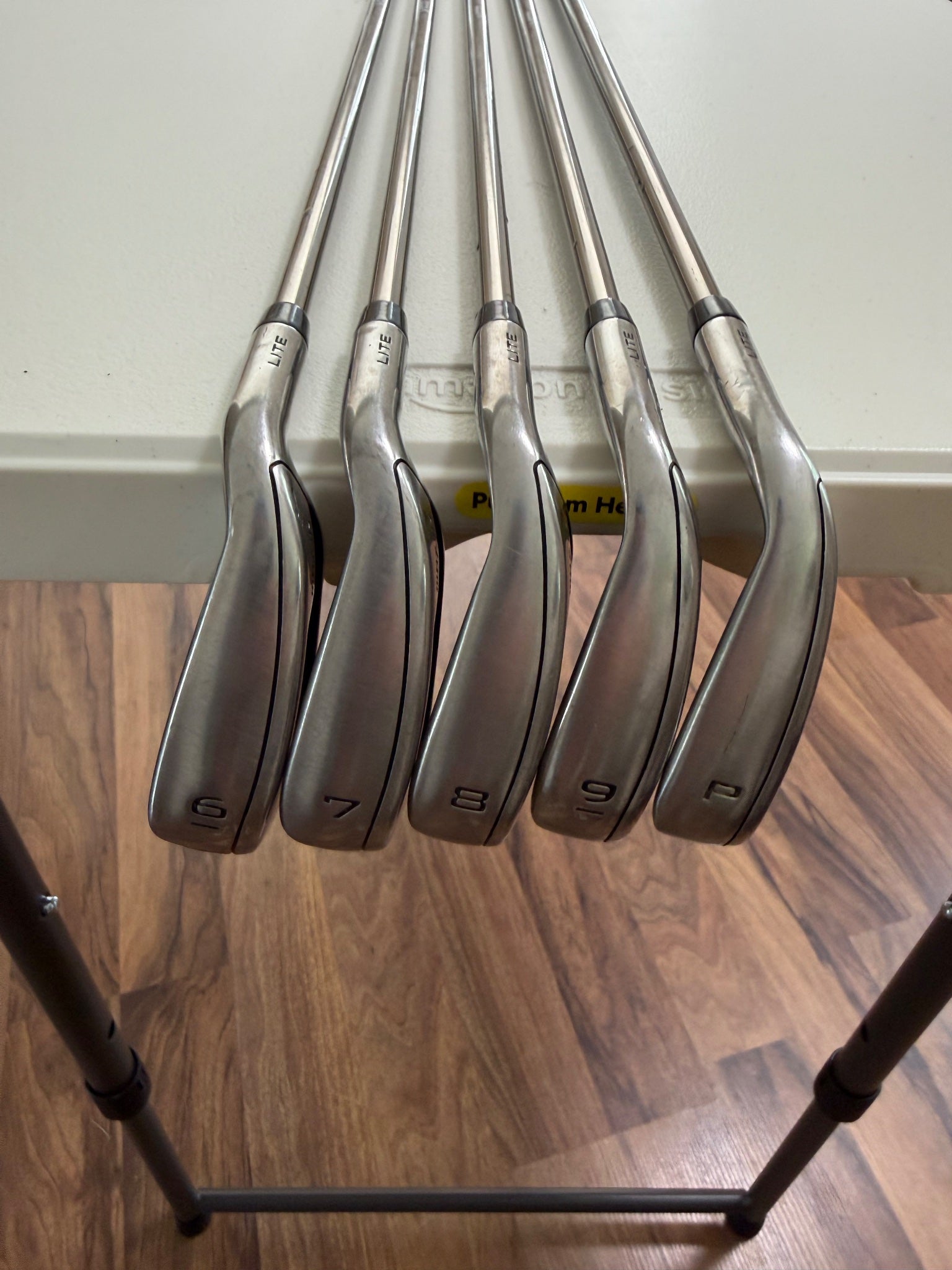 Callaway Rogue ST Max OS Lite Iron Set 6-PW Recoil ESX F2 Senior Flex -1" NICE — photo 5