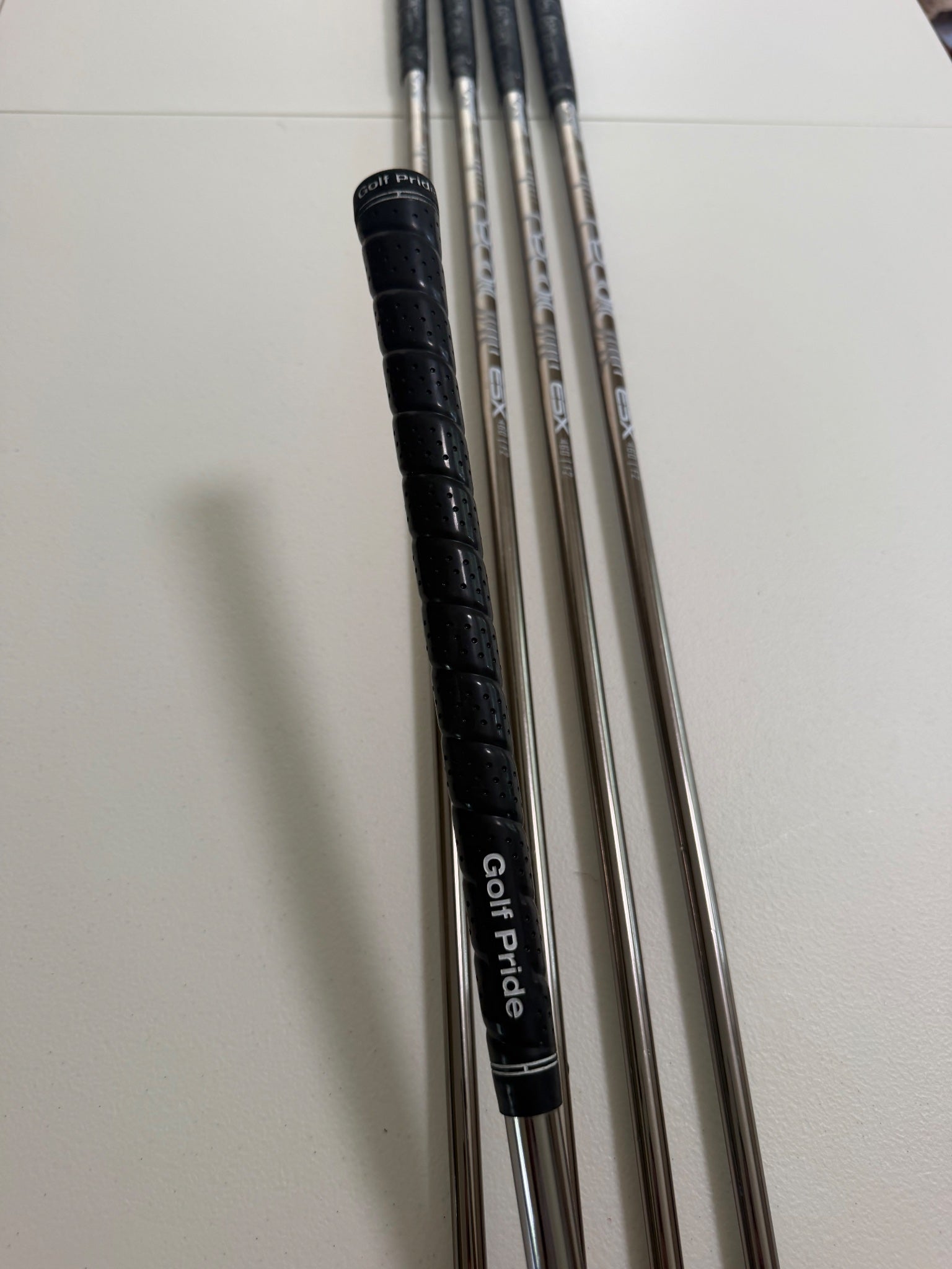 Callaway Rogue ST Max OS Lite Iron Set 6-PW Recoil ESX F2 Senior Flex -1" NICE — photo 10