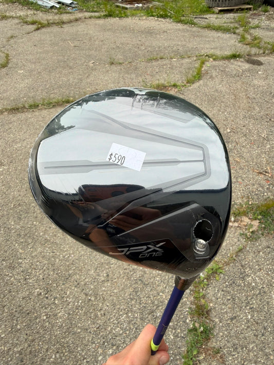 Photo of Mizuno JPX One Driver 10.5° Regular Flex Denali Frost Blue 50G
