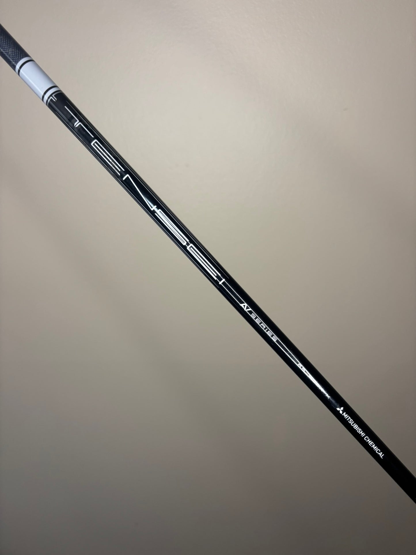 Photo of Callaway Rogue Driver 9° Extra Stiff Flex Tensei Av White 65