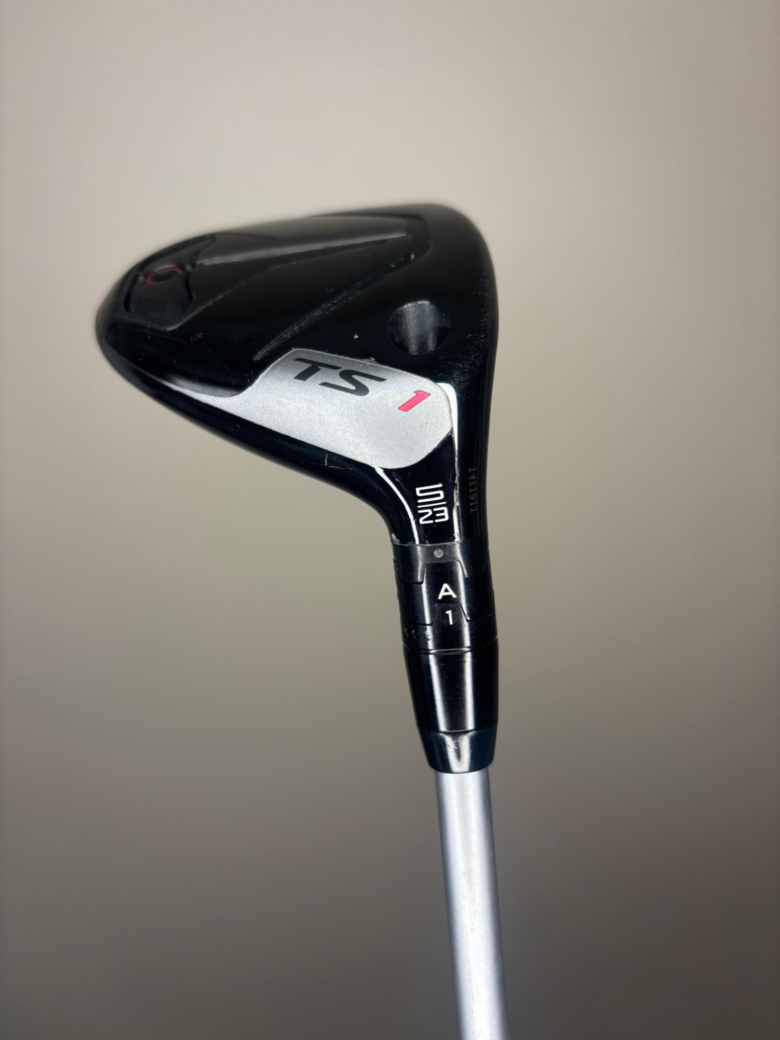 Photo of Titleist TSr1 5 Hybrid 23° Seniors Flex Mmt Speedmesh 50