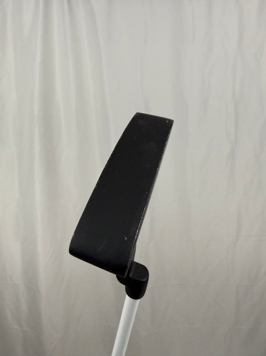Photo of AIM Putter White