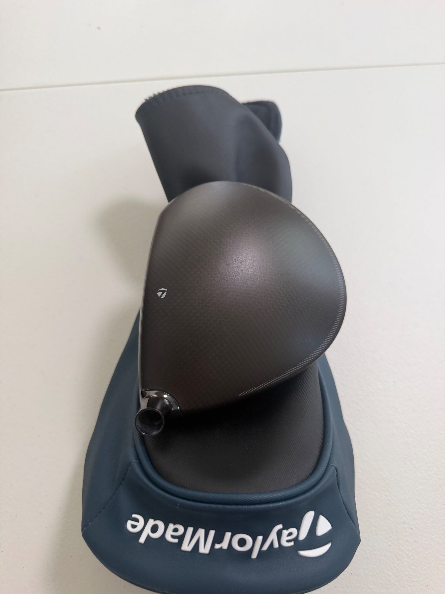 TaylorMade Qi4D Driver 9° +HC Head Only NICE — photo 3