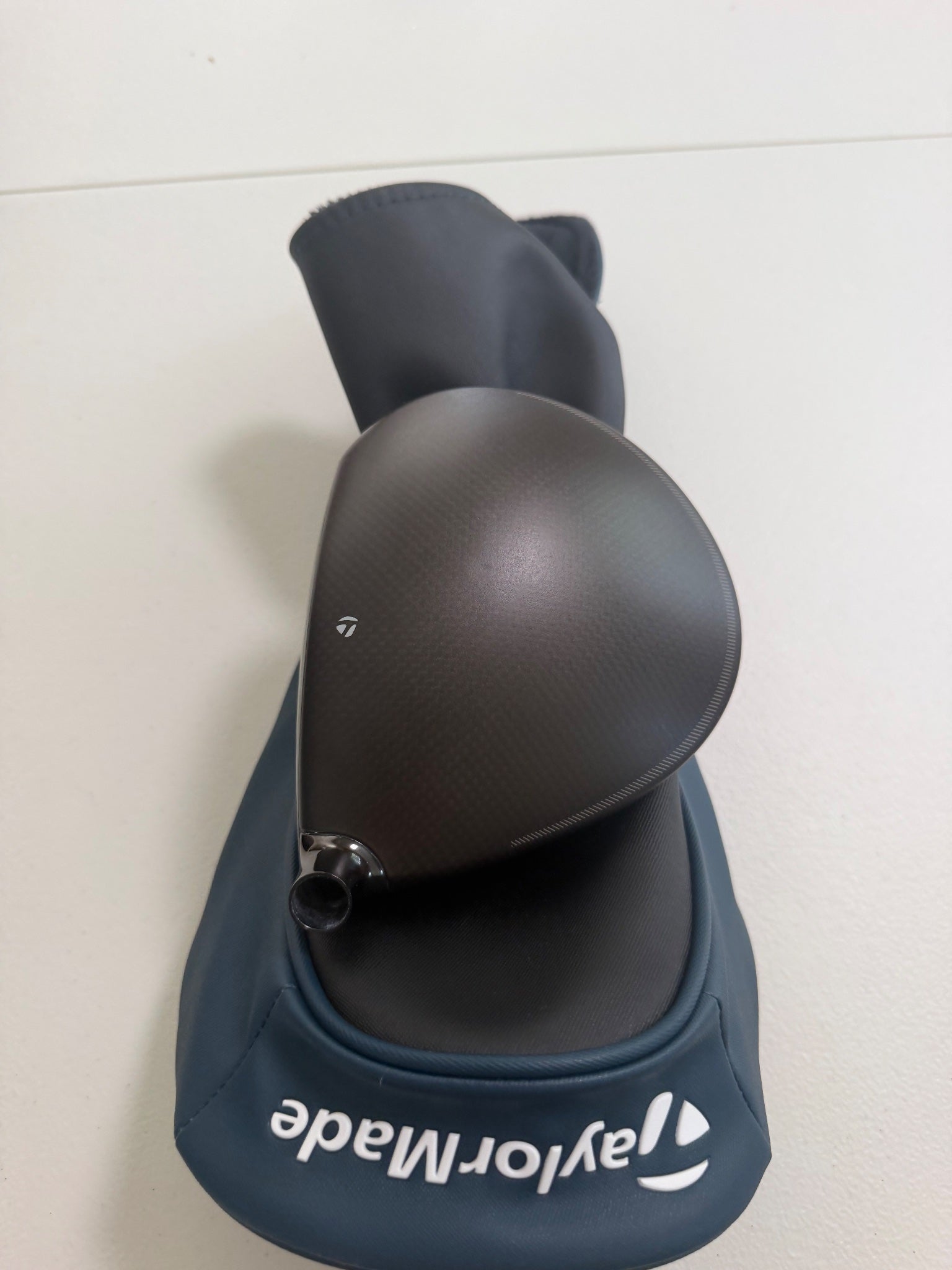 TaylorMade Qi4D Driver 9° +HC Head Only NICE — photo 3