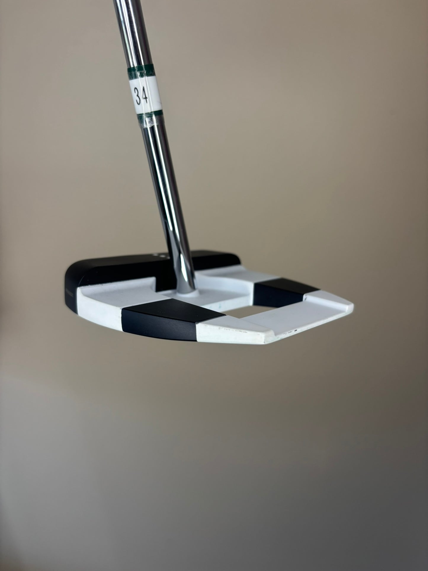 Photo of Odyssey Ai-ONE Square 2 Square Jailbird Putter Stroke Lab 90