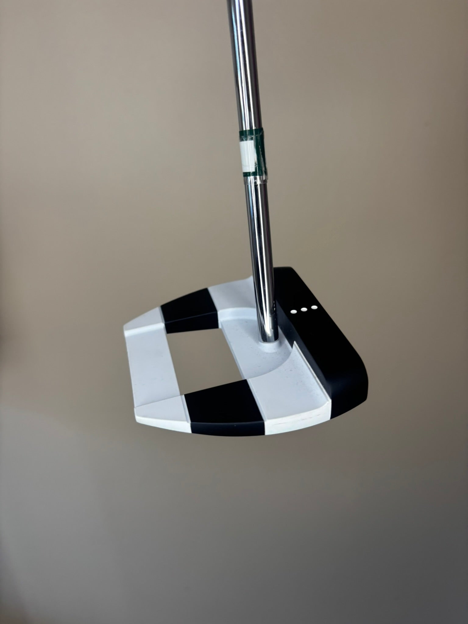 Photo of Odyssey Ai-ONE Square 2 Square Jailbird Putter Stroke Lab 90