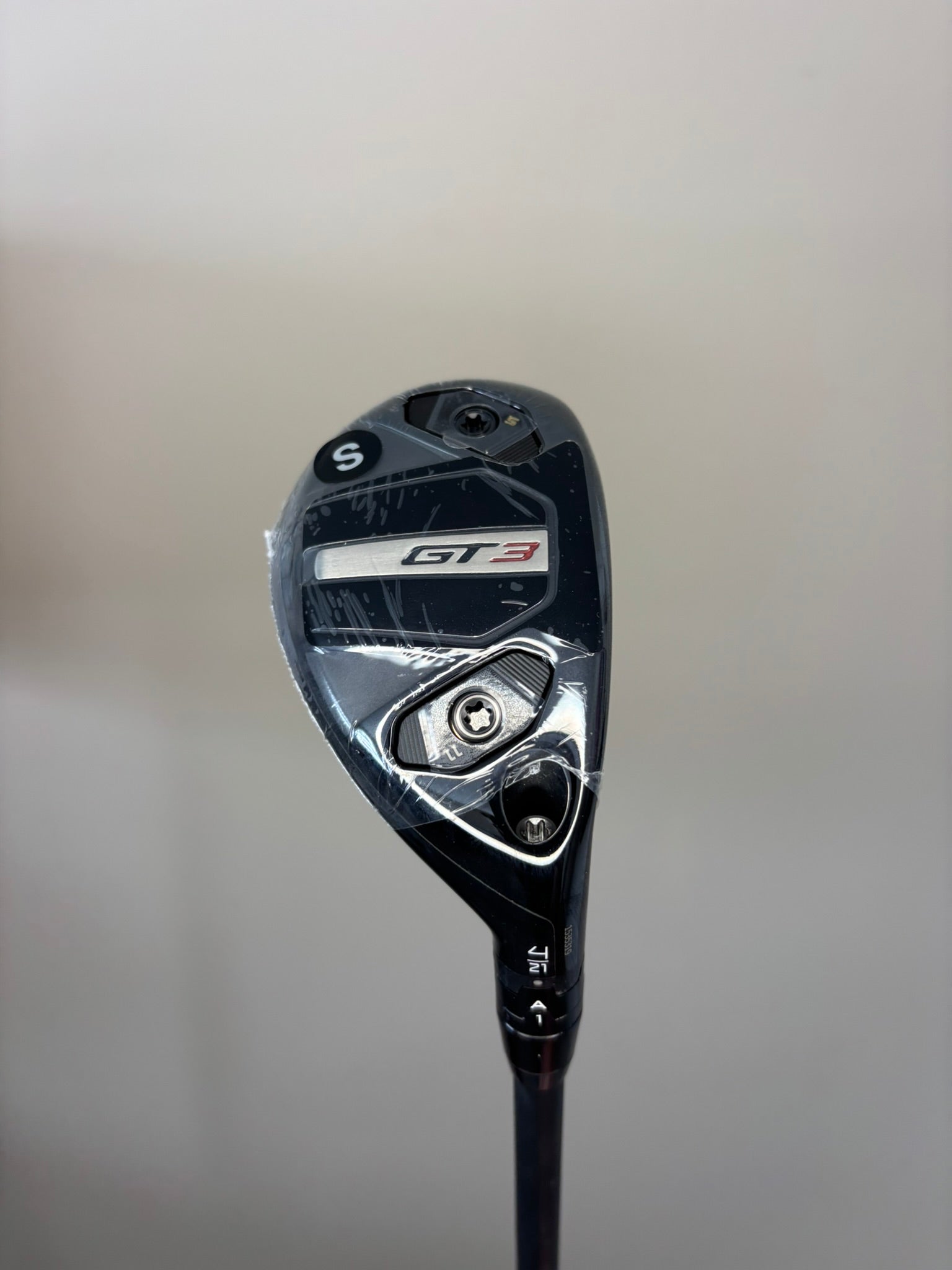 Photo of Titleist GT3 4 Hybrid 21° Stiff Flex Tensei 1K Blue 65G