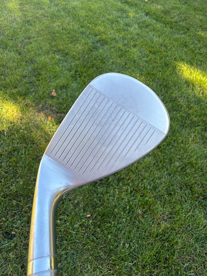 Titleist Vokey SM11 Tour Chrome Gap Wedge 48° / 10 Wedge Flex 35.75" MINT — photo 2