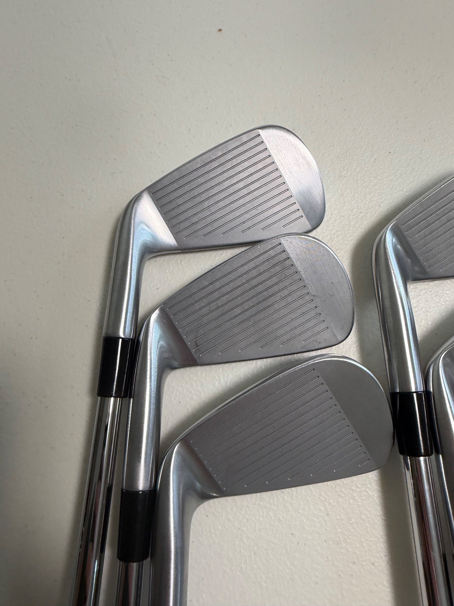 TaylorMade Taylormade P770/P7CB combo Iron Set 5-PW NS Pro Stiff Flex +1/4" — photo 3