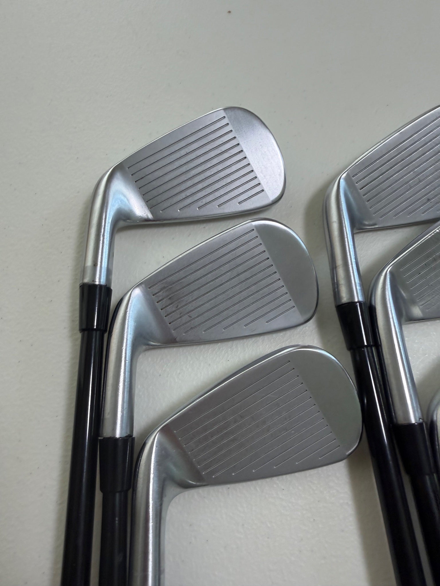 Callaway Apex Ti Fusion Plated Iron Set 5-PW MMT 105S Stiff Flex NICE — photo 3