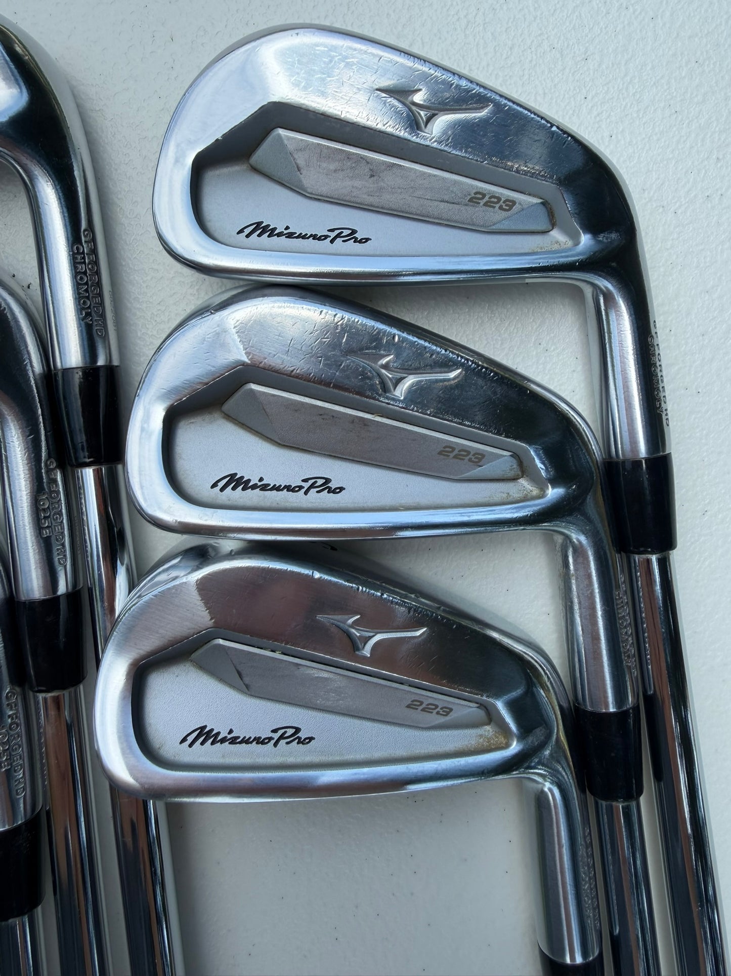 Mizuno Pro 223 Iron Set 4-PW Dynamic Gold 105 S300 Stiff Flex +1.25″ NICE