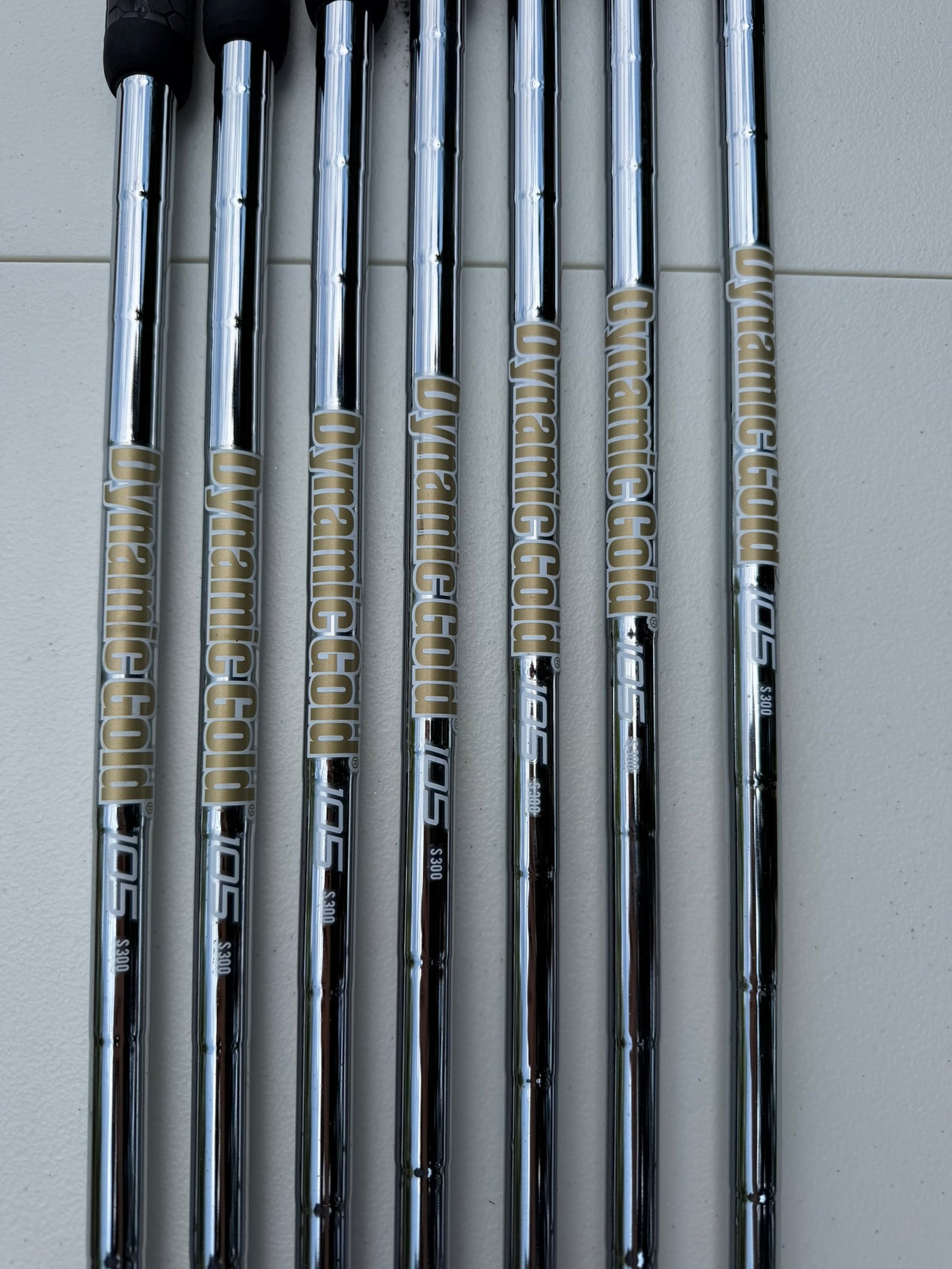 Mizuno Pro 223 Iron Set 4-PW Dynamic Gold 105 S300 Stiff Flex +1.25″ NICE