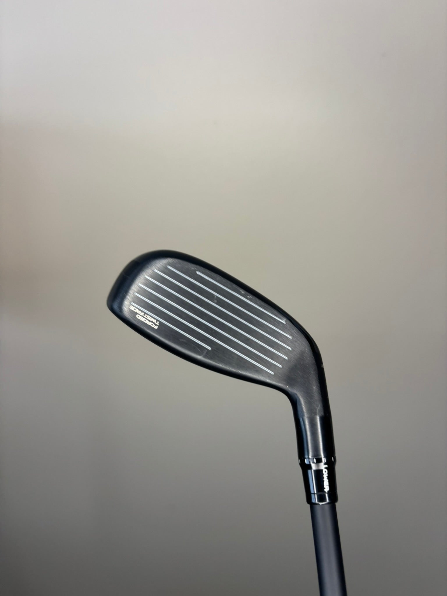 Photo of Taylormade Qi10 Tour 3 Hybrid 19.5° Regular Flex Tensei Av Blue
