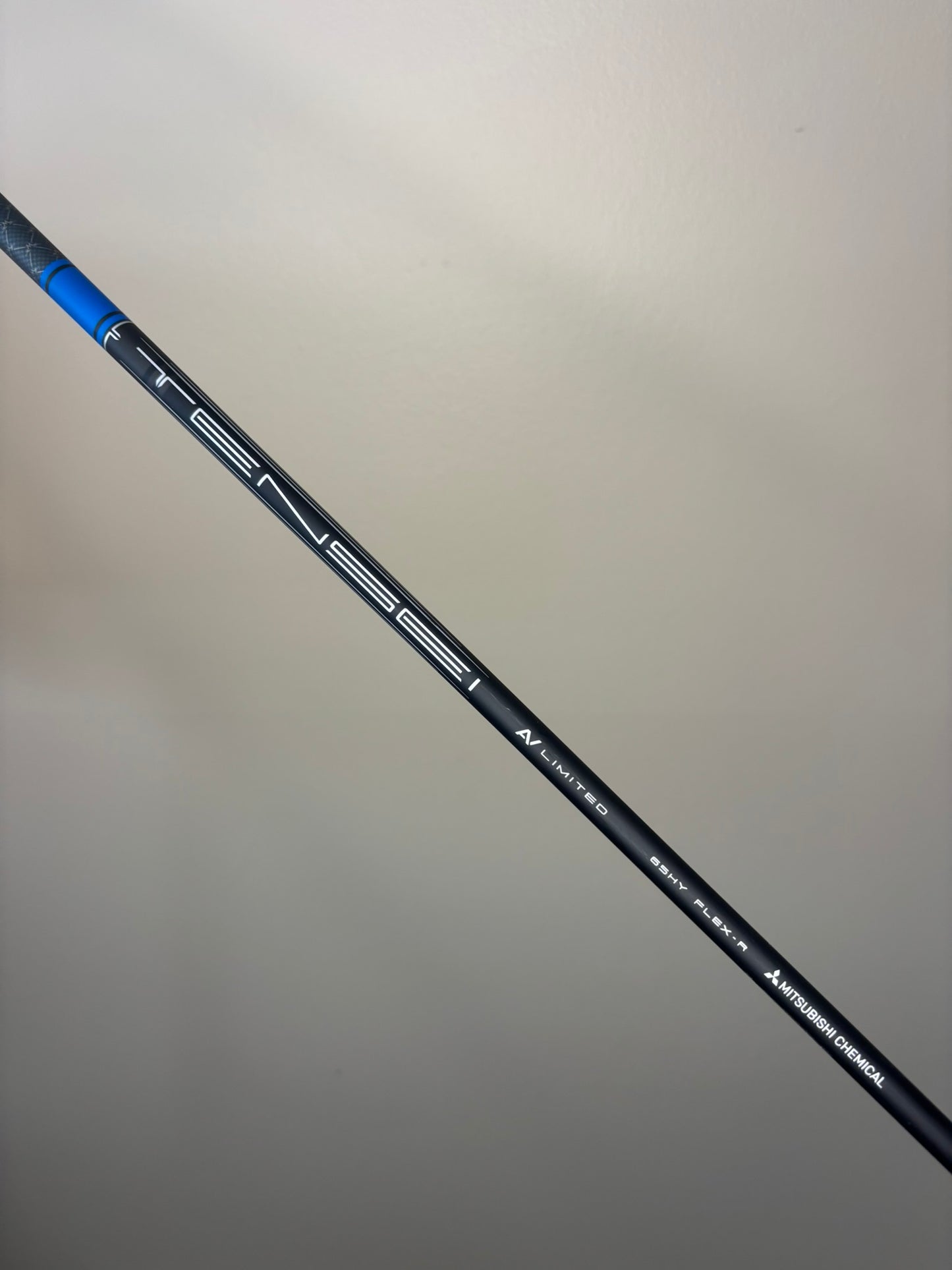 Photo of Taylormade Qi10 Tour 3 Hybrid 19.5° Regular Flex Tensei Av Blue