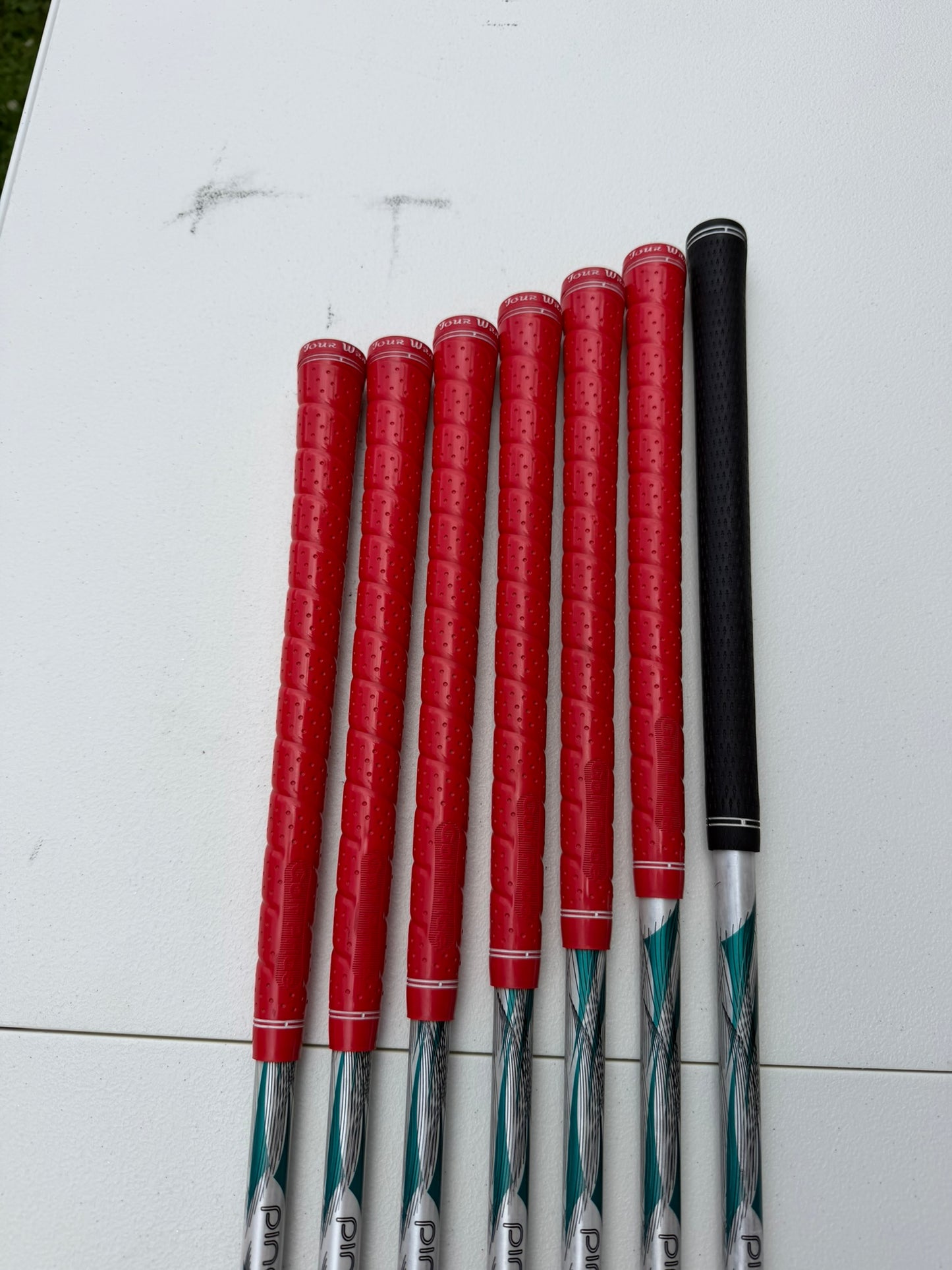 Ping 2015 Rhapsody Iron Set 5-PW, UW Red Dot ULT 220 Ladies Flex Standard NICE