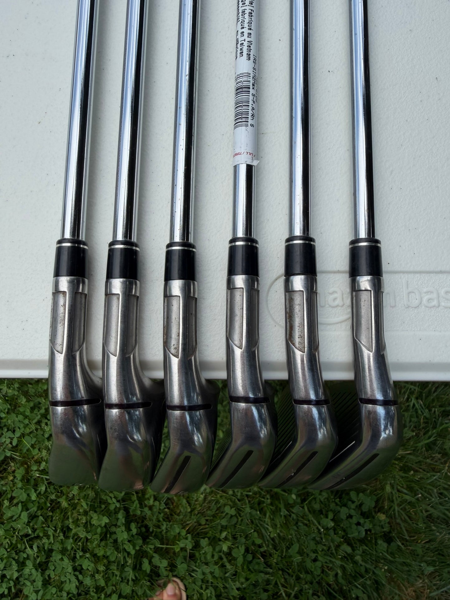 Taylormade SIM2 MAX Iron Set 5-PW KBS Max MT 85 Stiff Flex Standard NICE