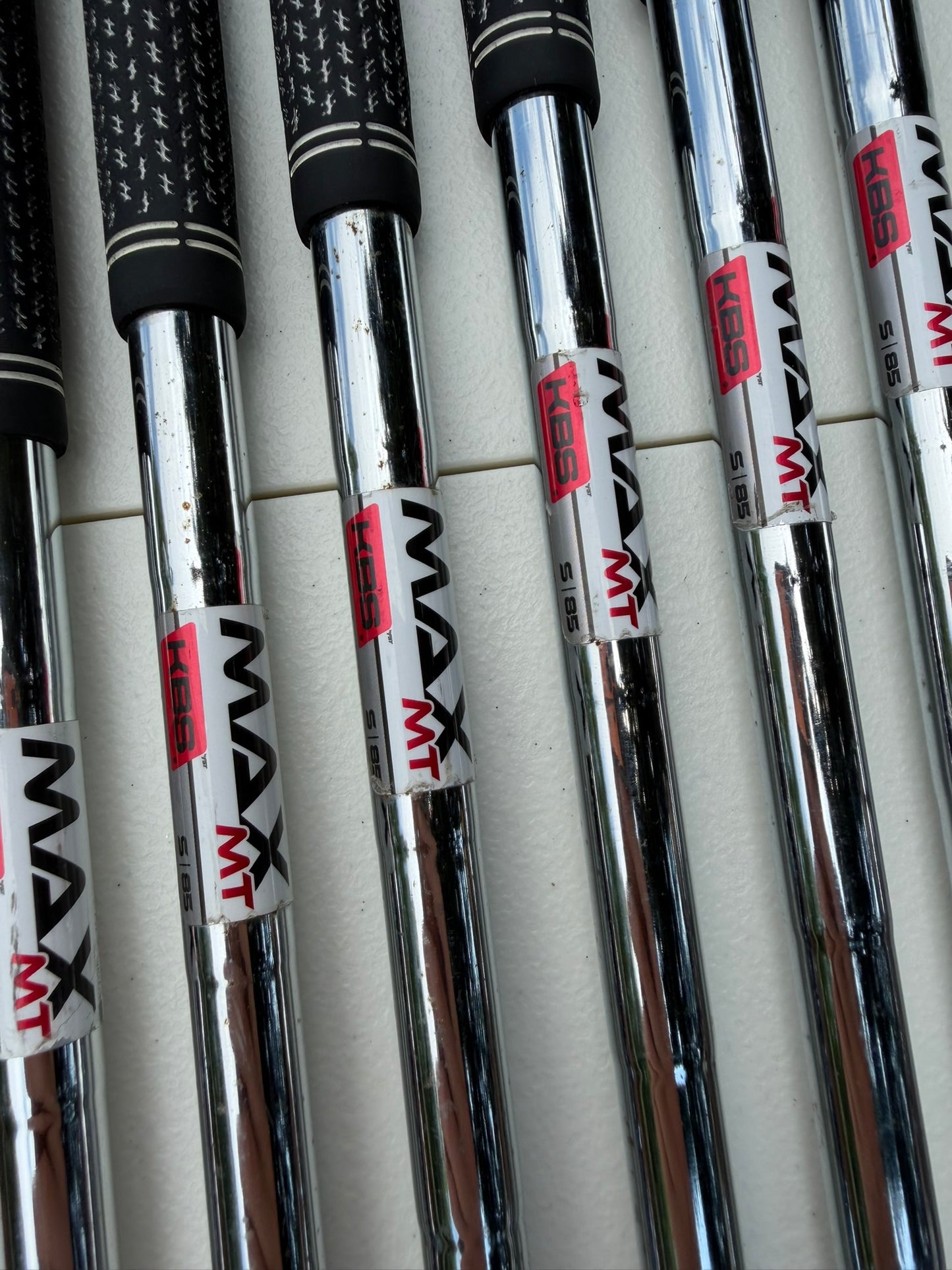 Taylormade SIM2 MAX Iron Set 5-PW KBS Max MT 85 Stiff Flex Standard NICE