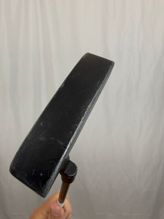 Photo of Black Blade Putter