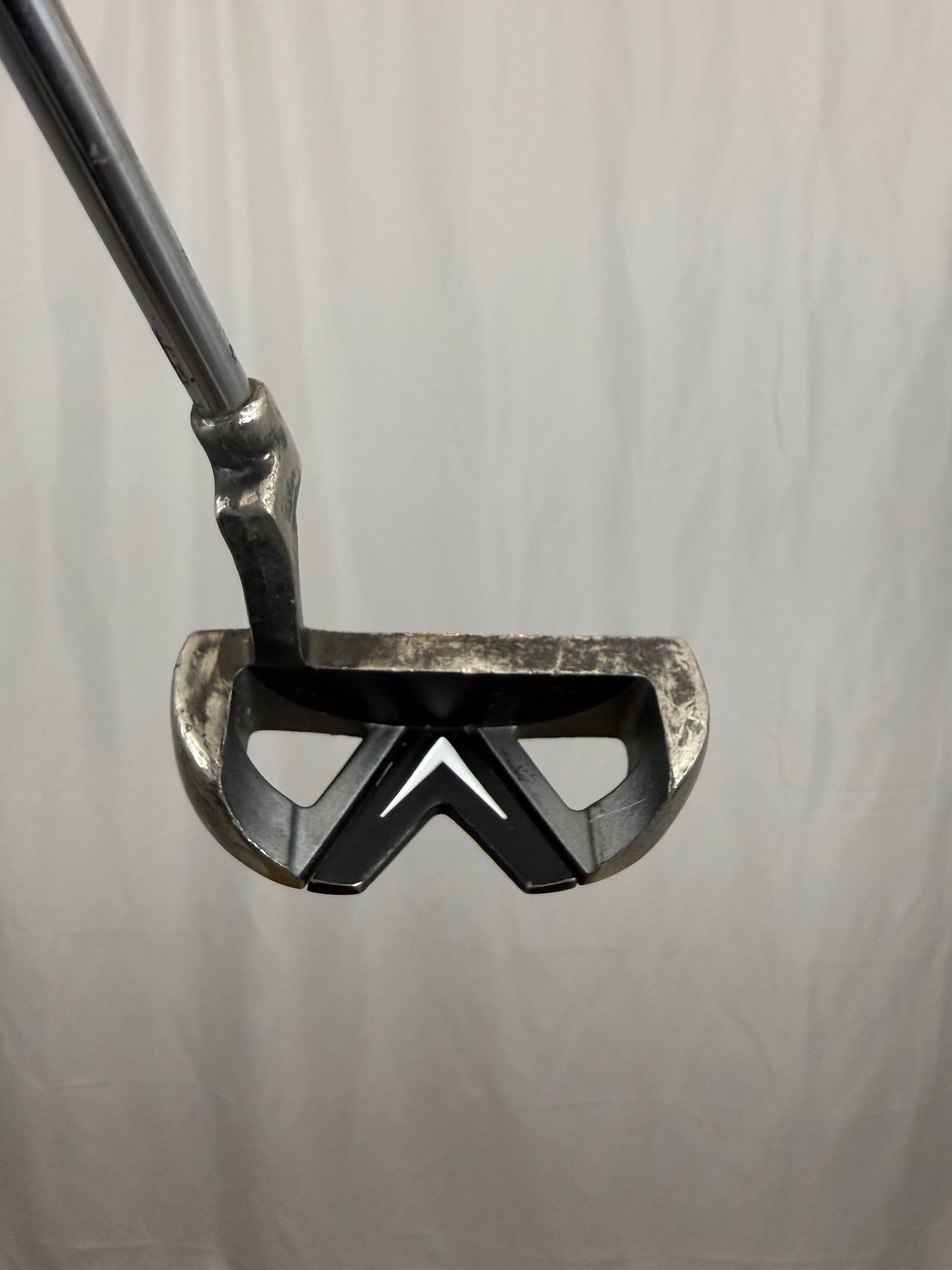 Photo of Knight Black Velvet 110 Putter