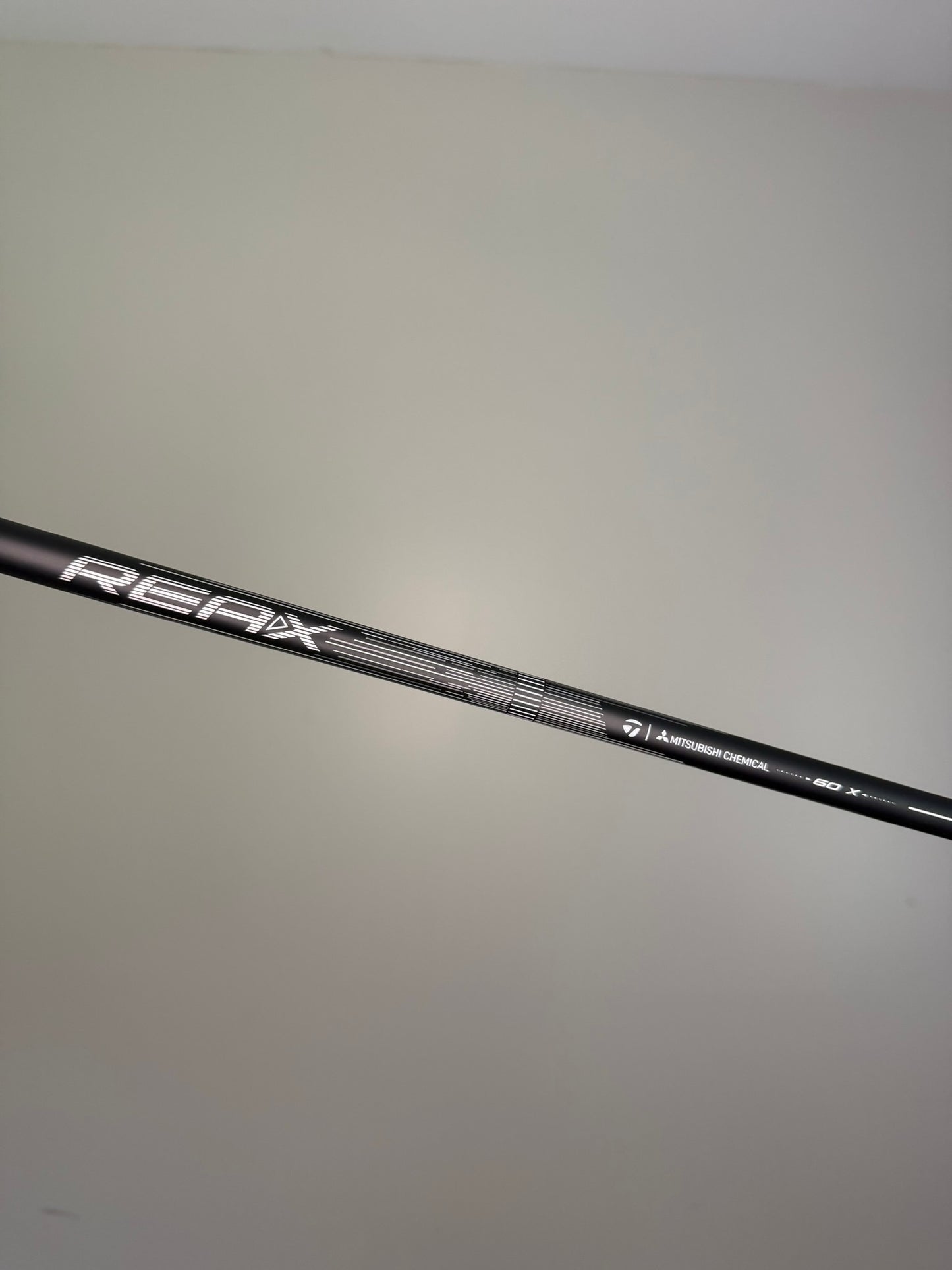 Mitsubishi REAX LR White Extra Stiff Driver Shaft Taylormade Tip 44.75″ MINT