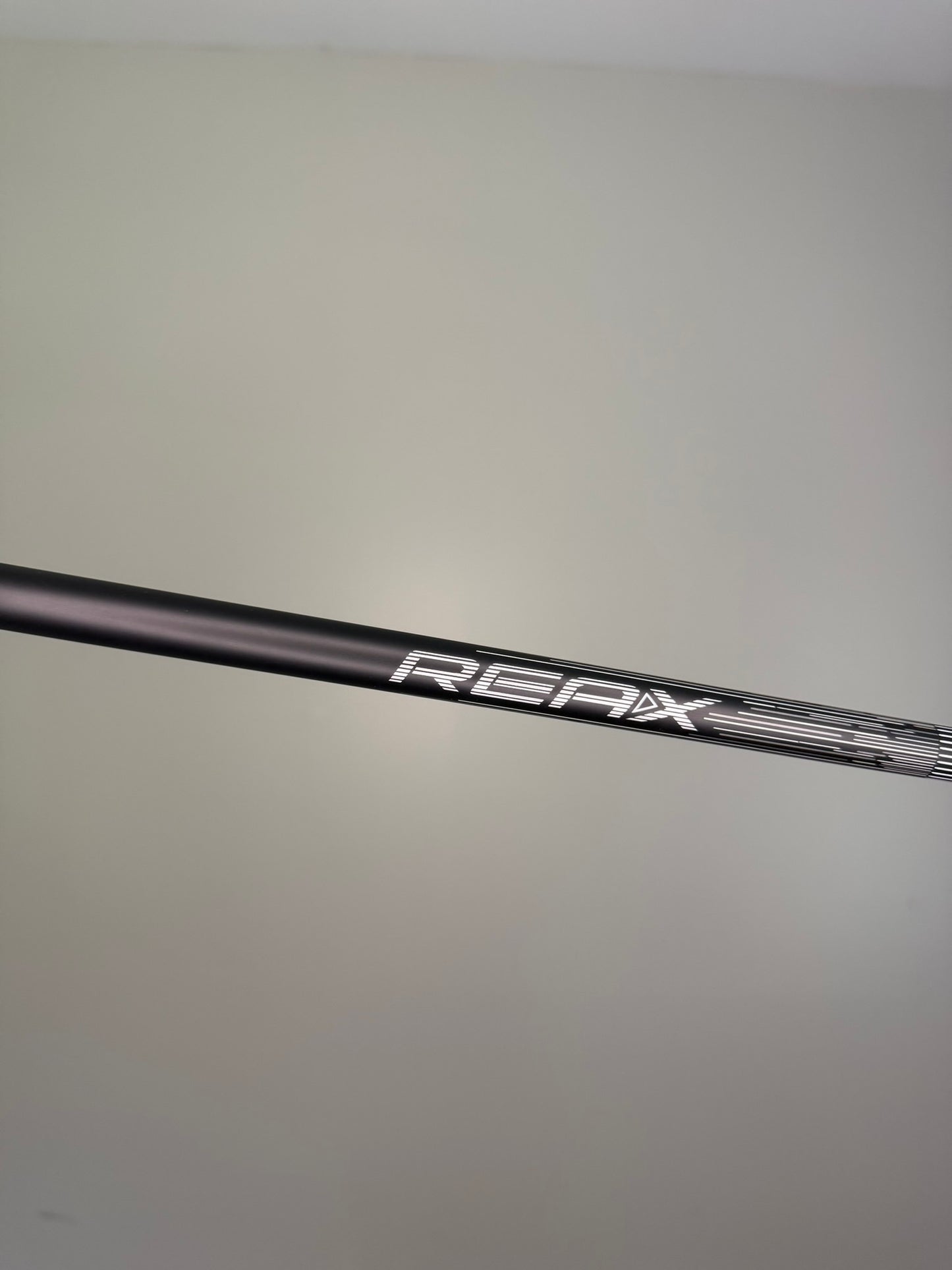 Mitsubishi REAX LR White Extra Stiff Driver Shaft Taylormade Tip 44.75″ MINT