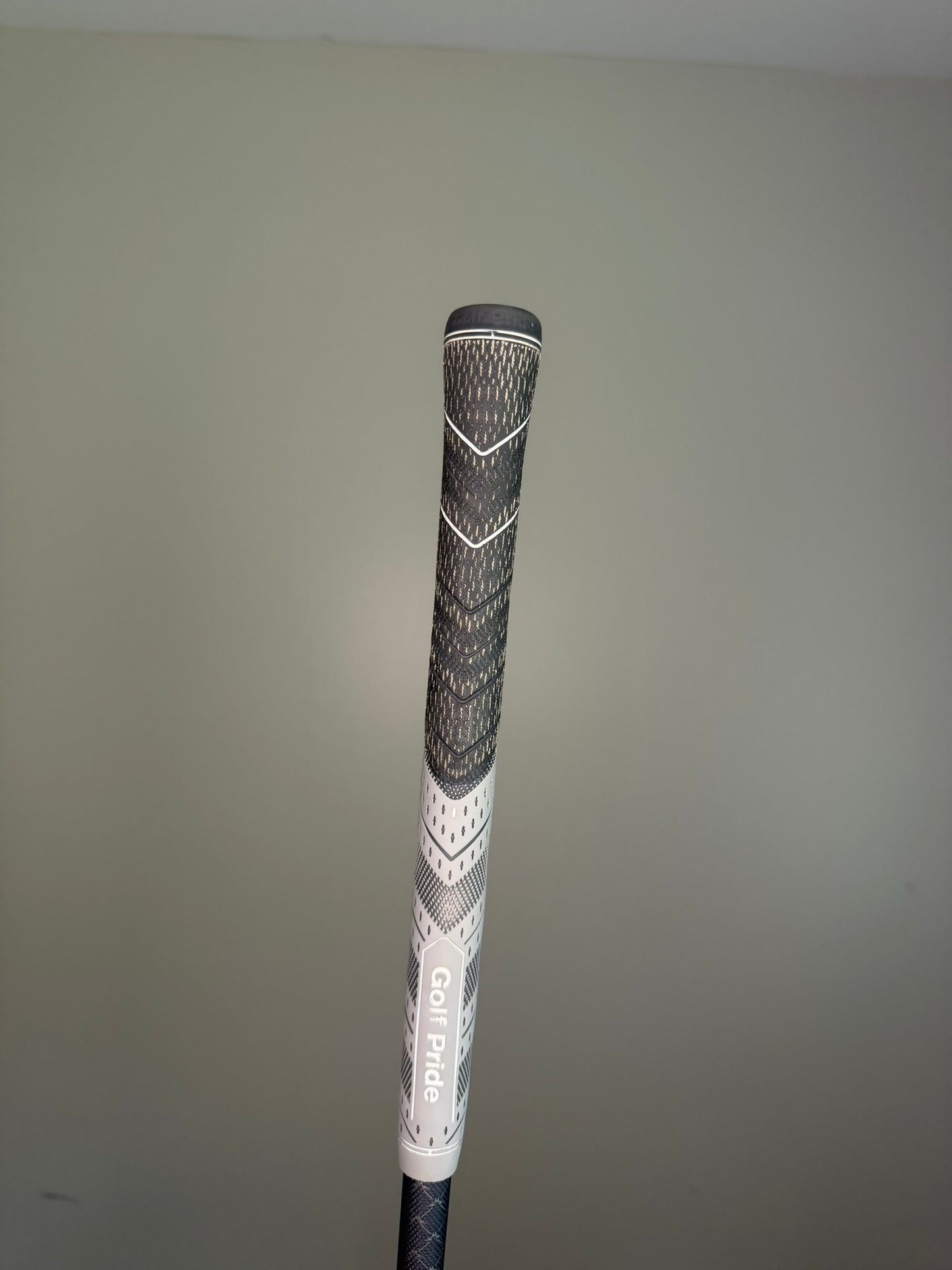 Tensei AV Limited Black Extra Stiff Flex Driver Shaft Taylormade Tip 44.75″